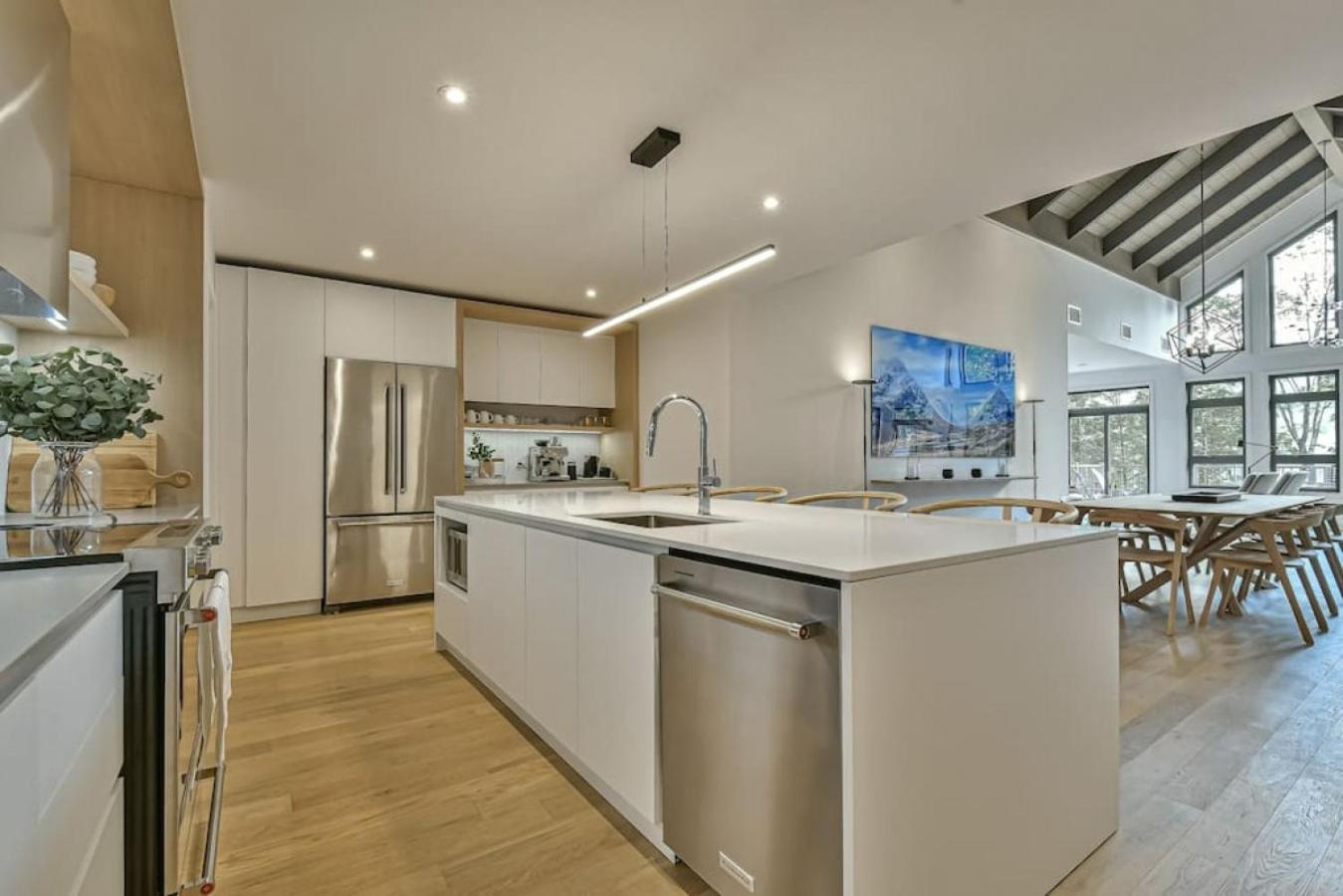 203 Verbier Building 7 - 5BR Tremblant Lux Condo Close to Everything