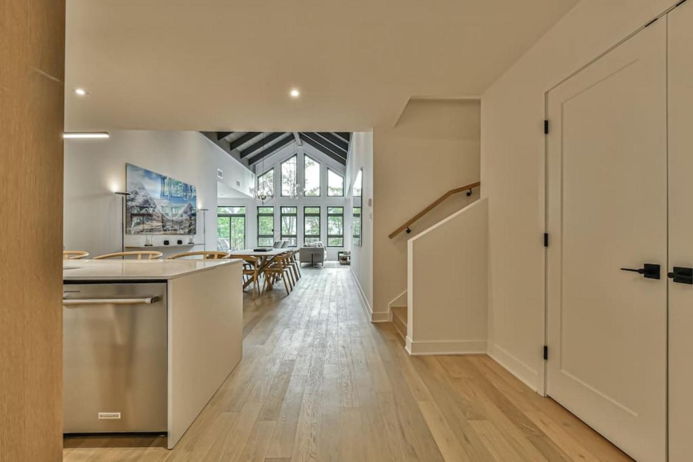 203 Verbier Building 7 - 5BR Tremblant Lux Condo Close to Everything