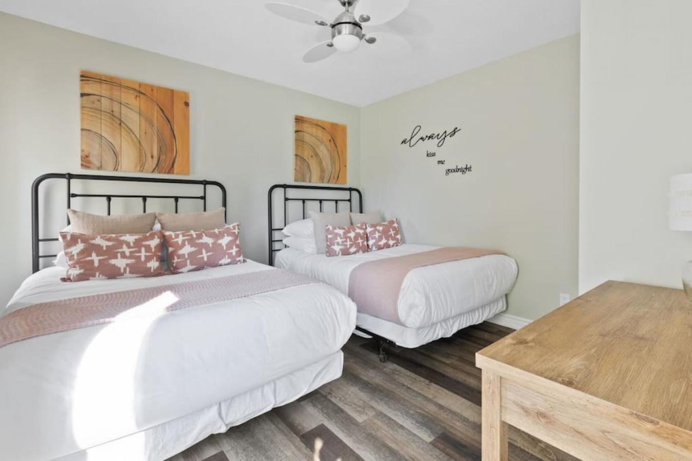 3BR Bright Mountain View Condo at Blue on Monterra