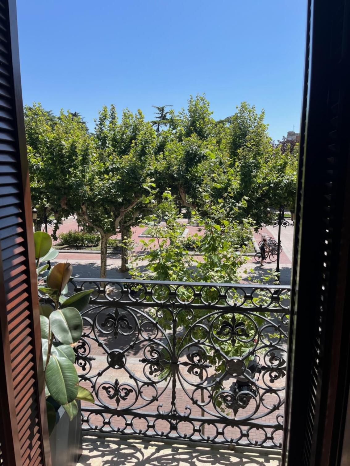 ESPOLON LUXURY 10 view 5
