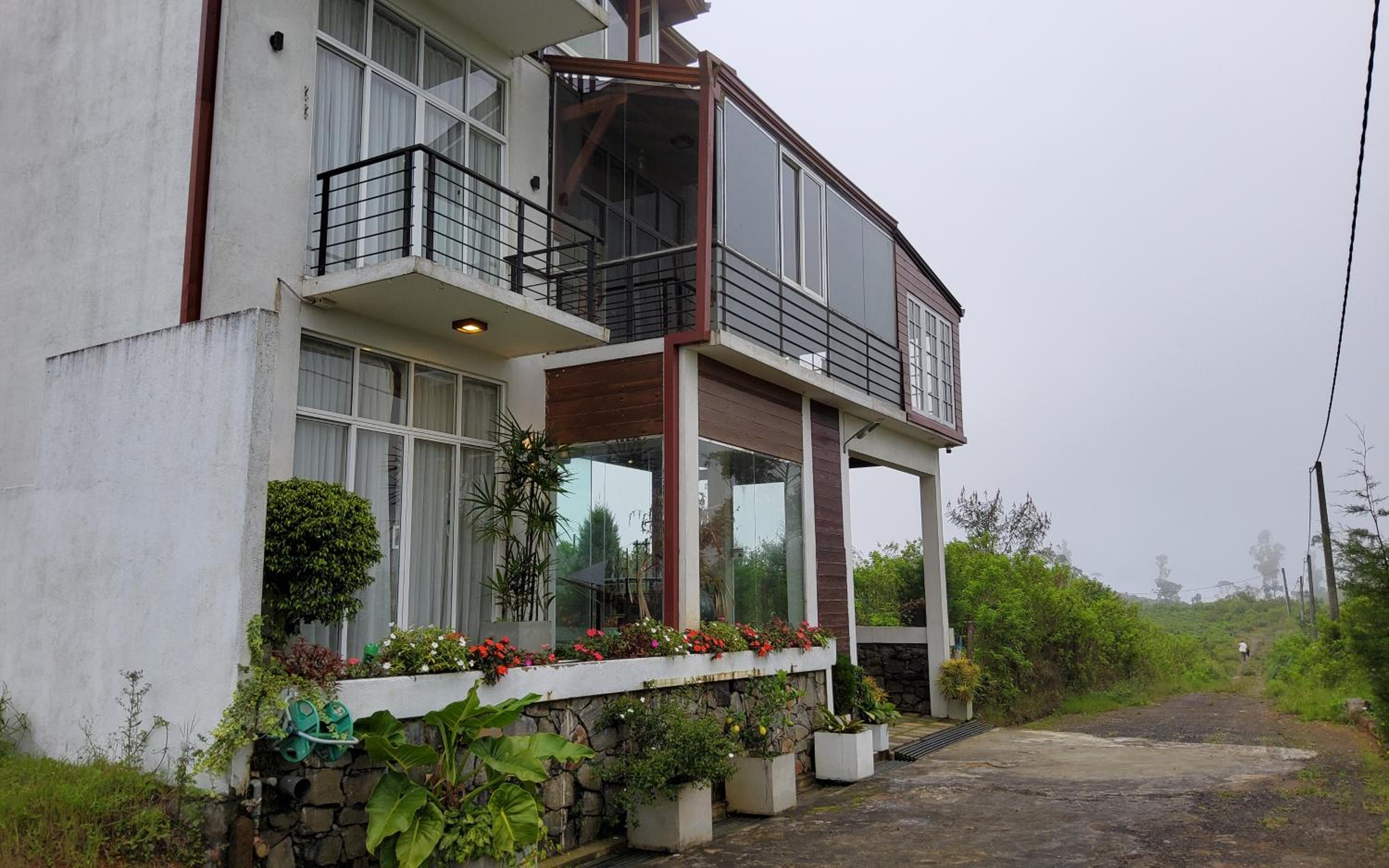 Thimaya Holiday Resort