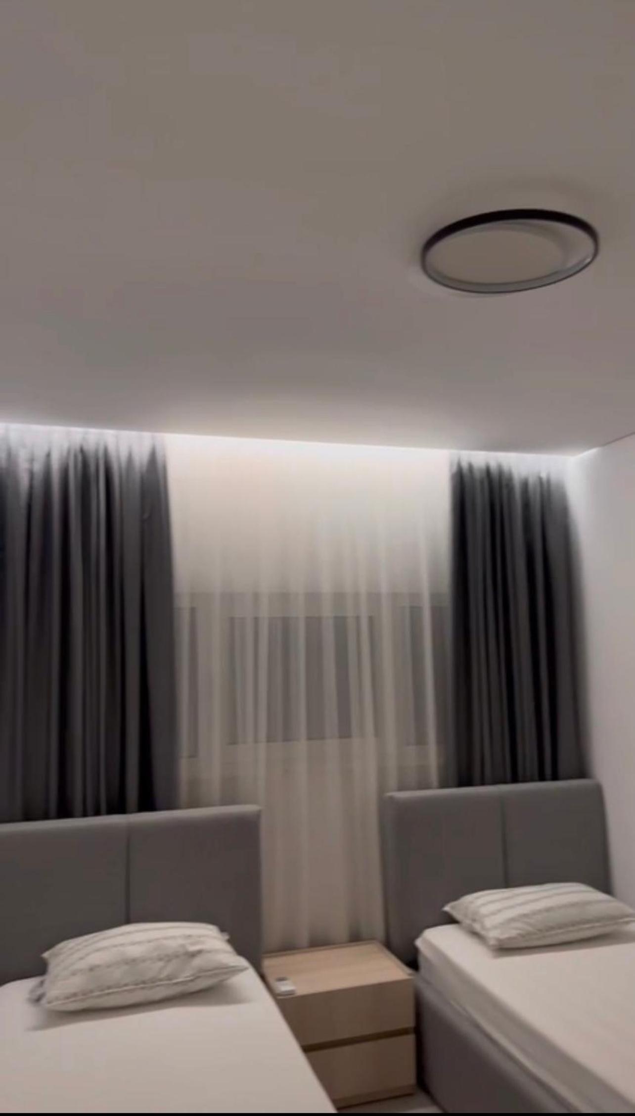 EME APARTMENTS - Kompleksi San Pietro, Gjiri i Lalzit