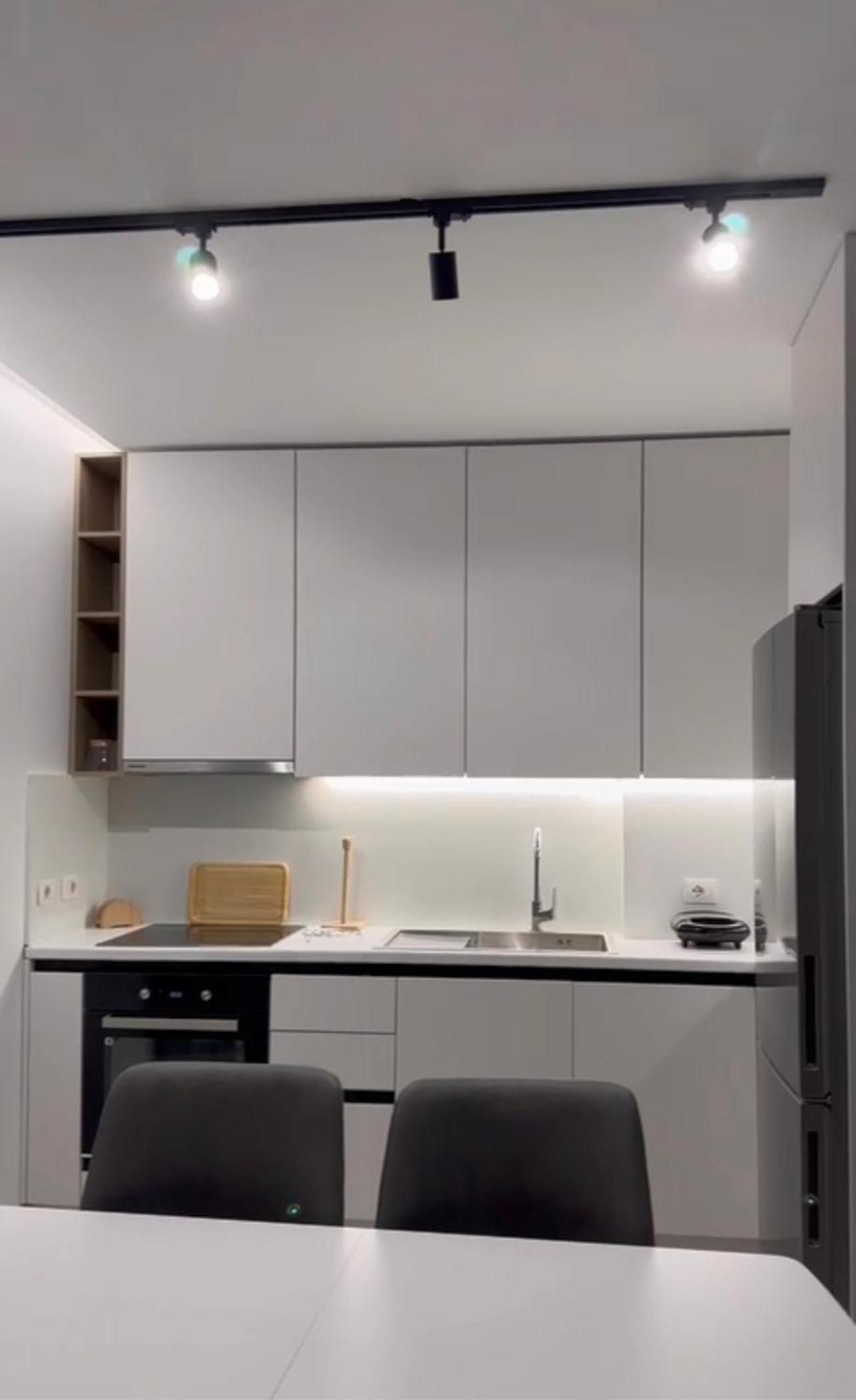 EME APARTMENTS - Kompleksi San Pietro, Gjiri i Lalzit