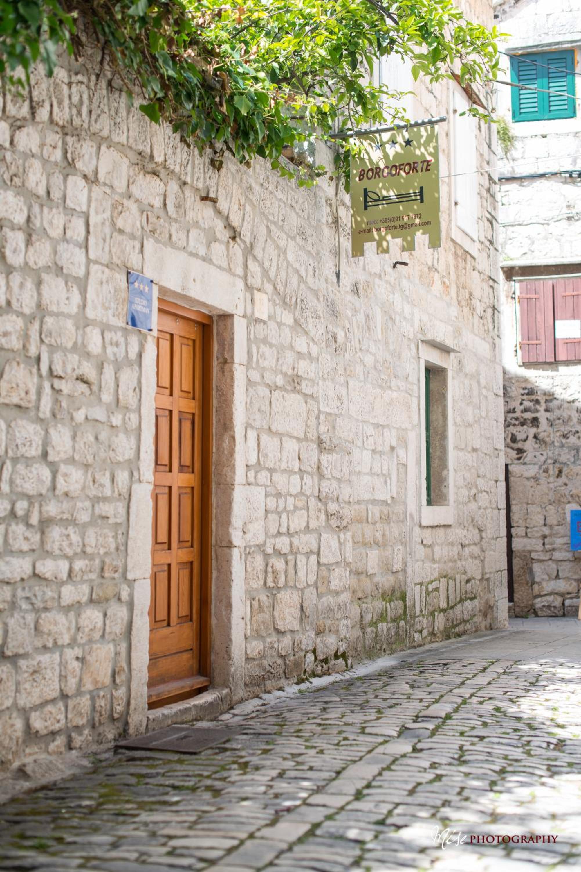 Hotel Studio Terrace Borgoforte - Image 1