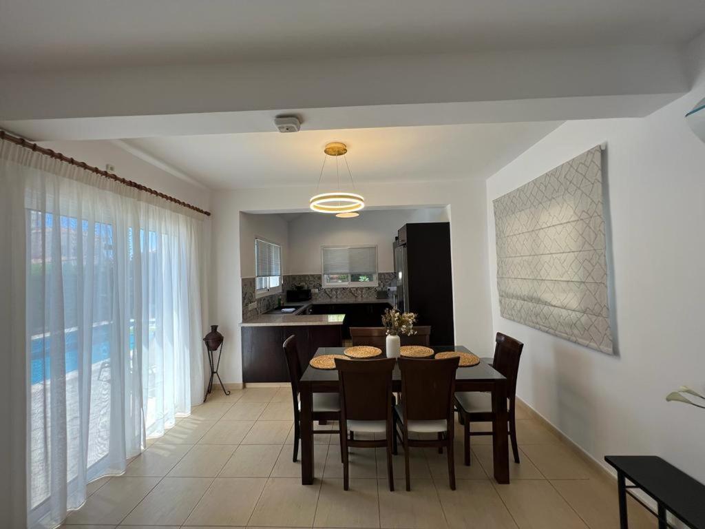 Villa Tamara with Private Pool