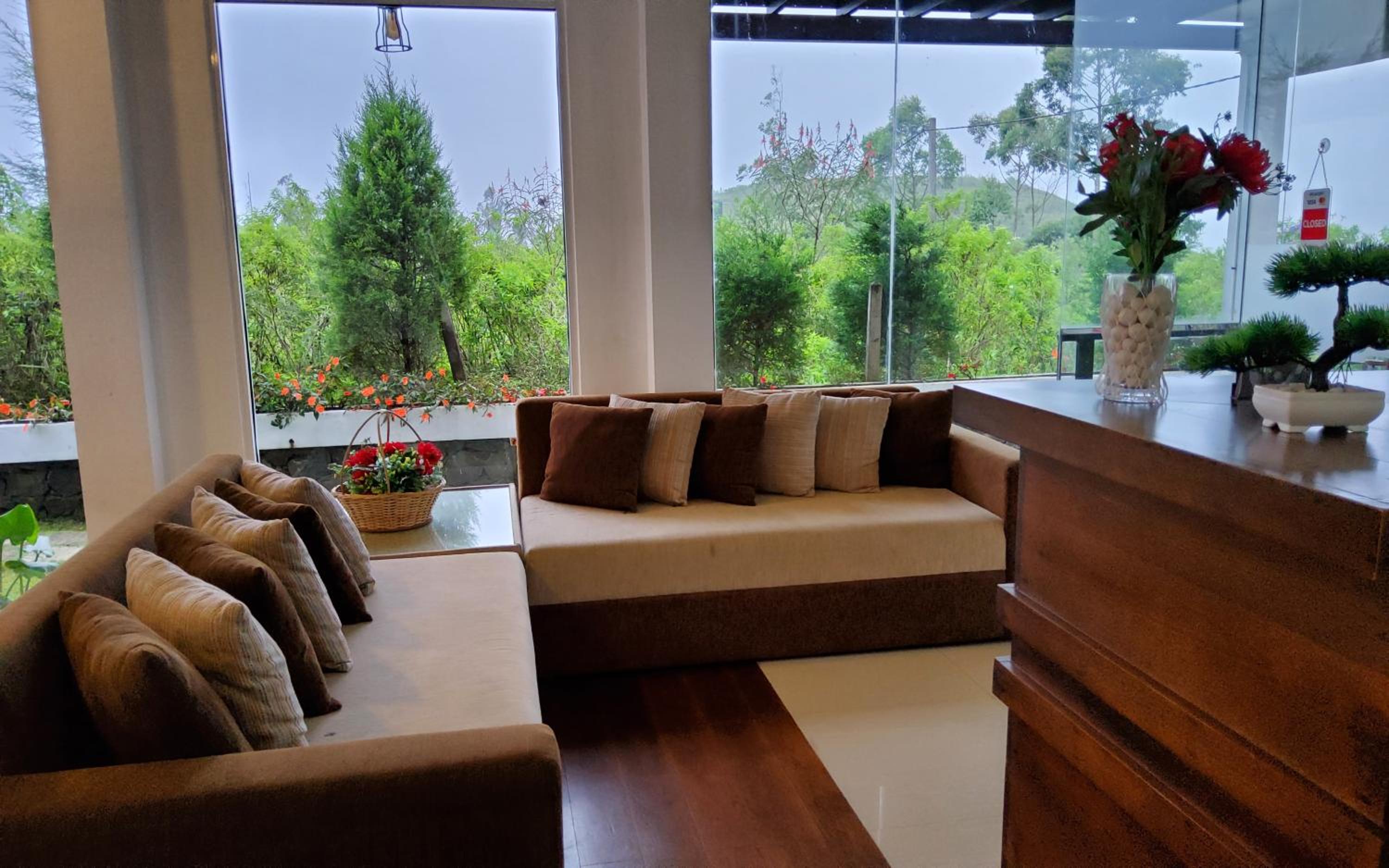 Thimaya Holiday Resort