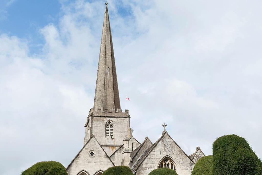 Stylish Painswick Getaway