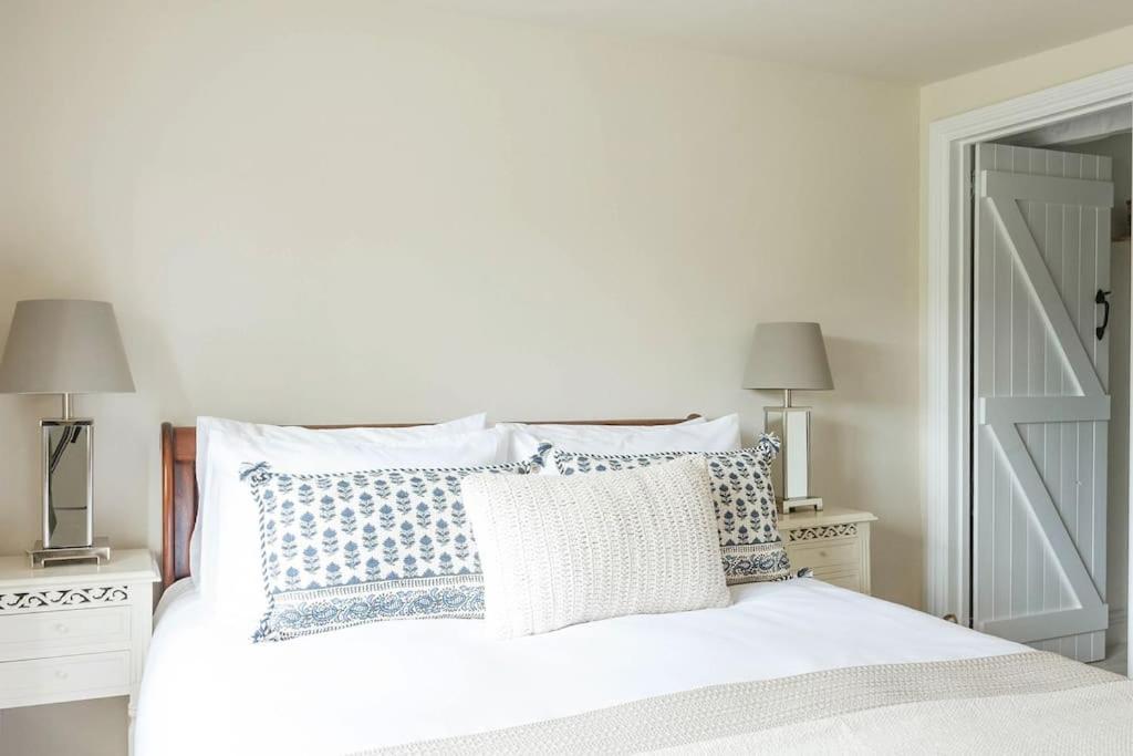 Stylish Painswick Getaway
