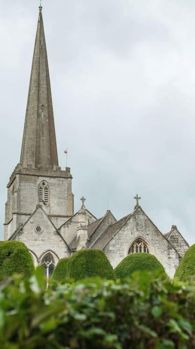 Stylish Painswick Getaway