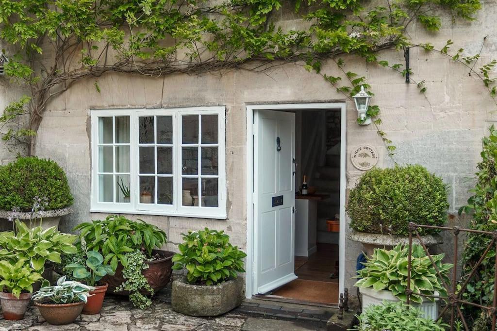 Stylish Painswick Getaway
