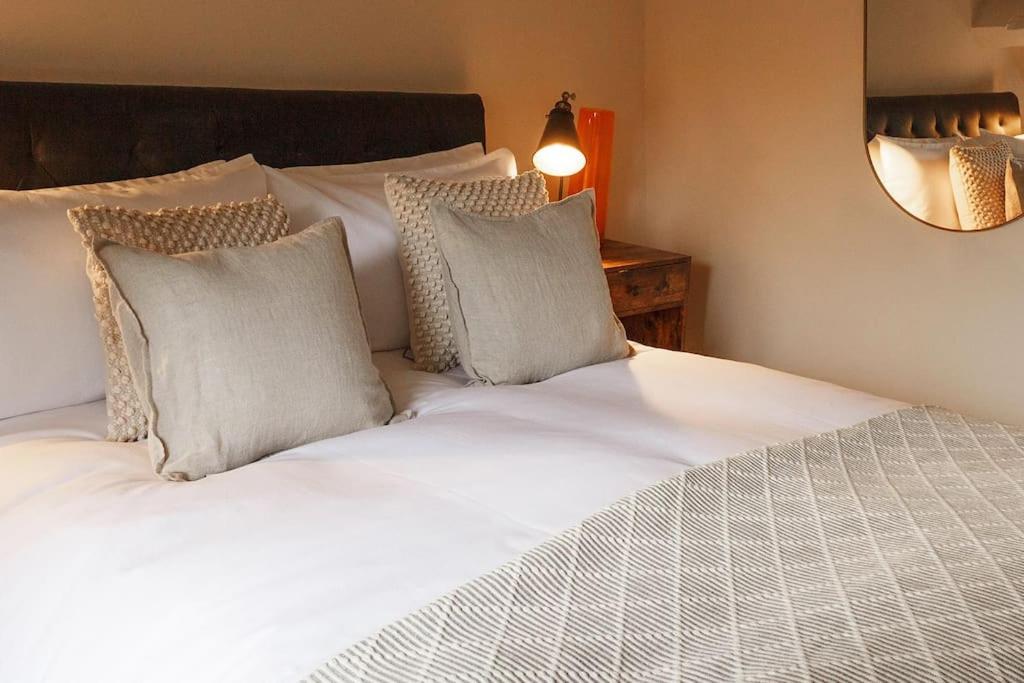 Stylish Painswick Getaway