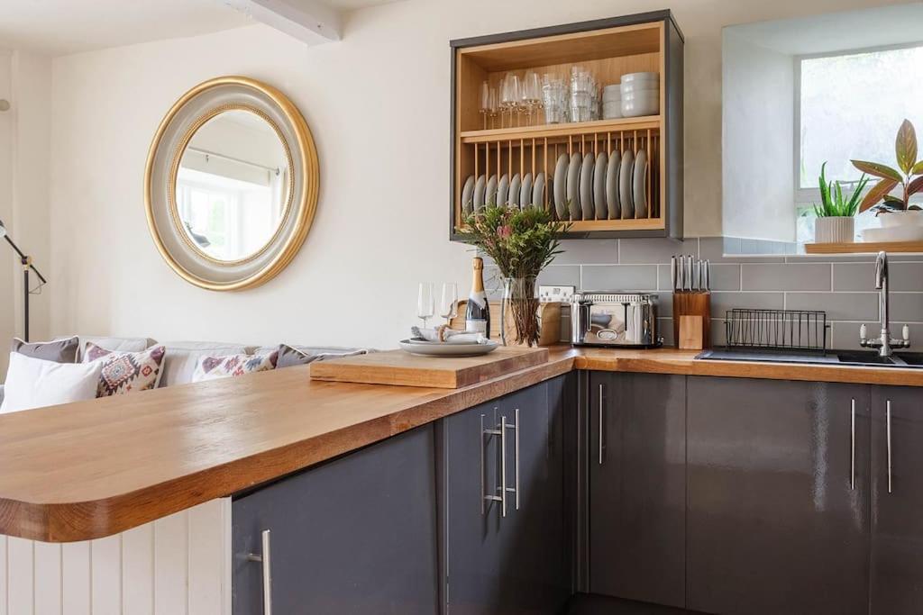 Stylish Painswick Getaway