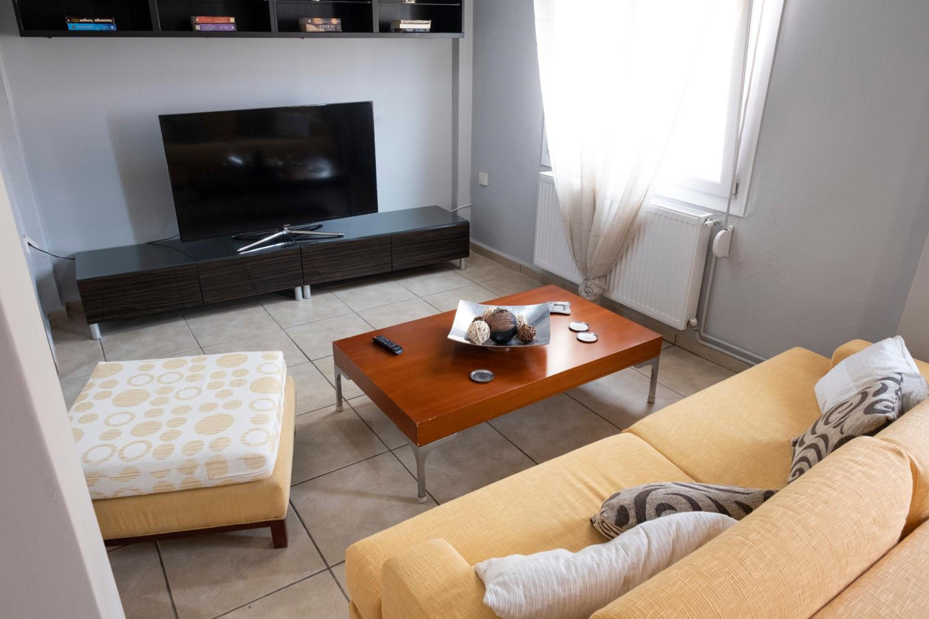 House 8 view 5