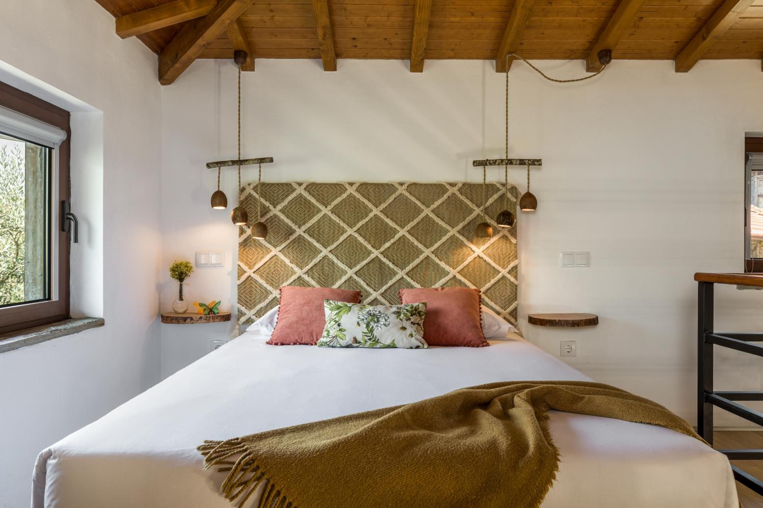 Casas de Xisto view 2