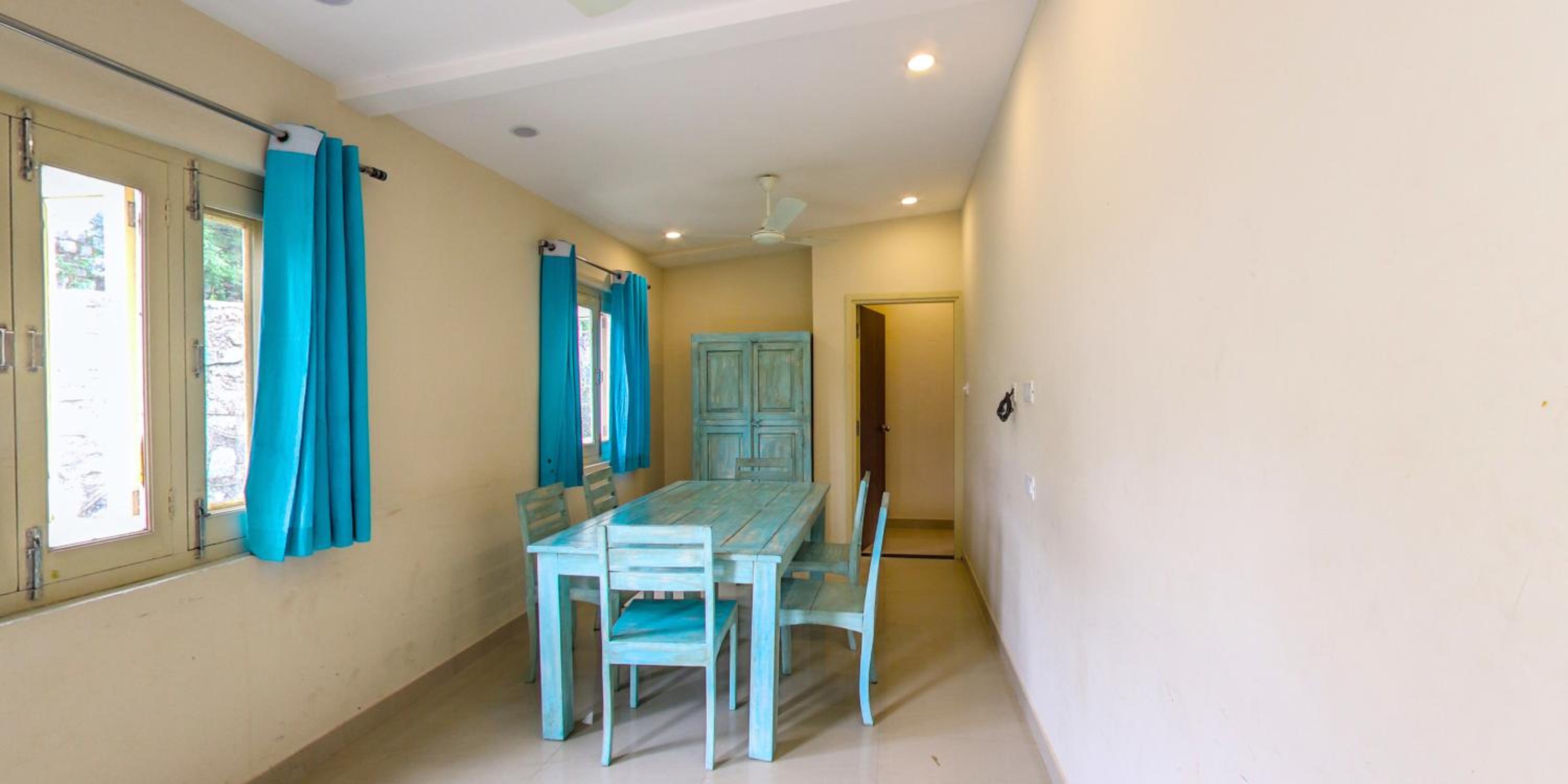 SHIKHAR BUNGLOW - A Stunning Valley View Bungalow in Mount Abu view 4