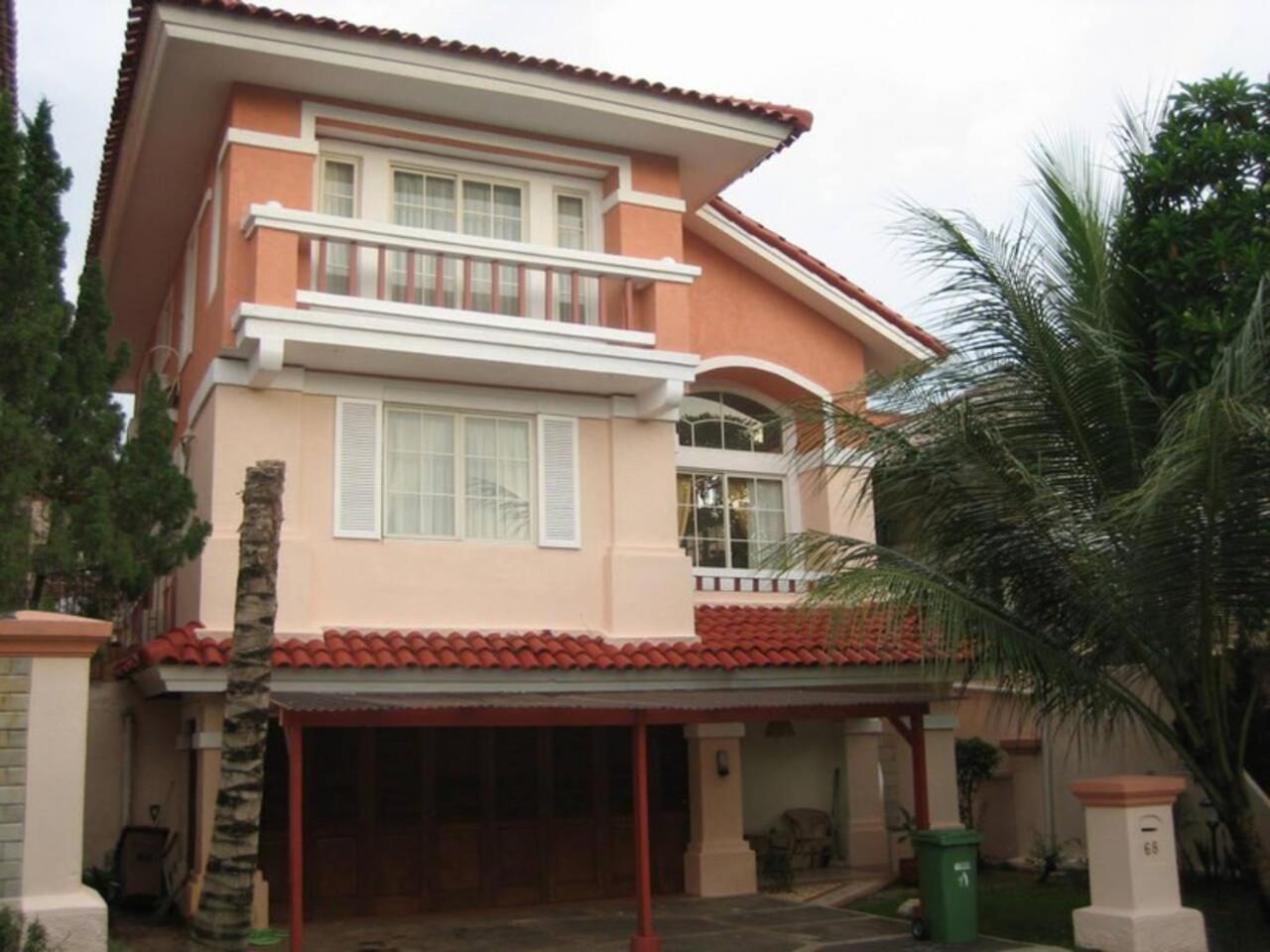 Private Villa with Swimming Pool