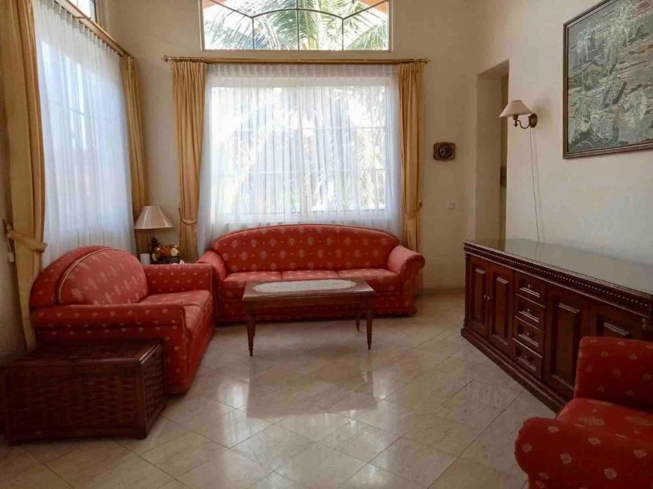 Private Villa with Swimming Pool