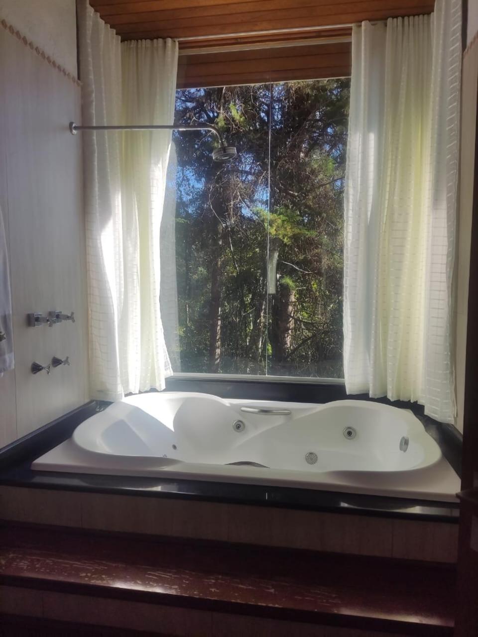 Zatara's Lodge - Monte Verde MG
