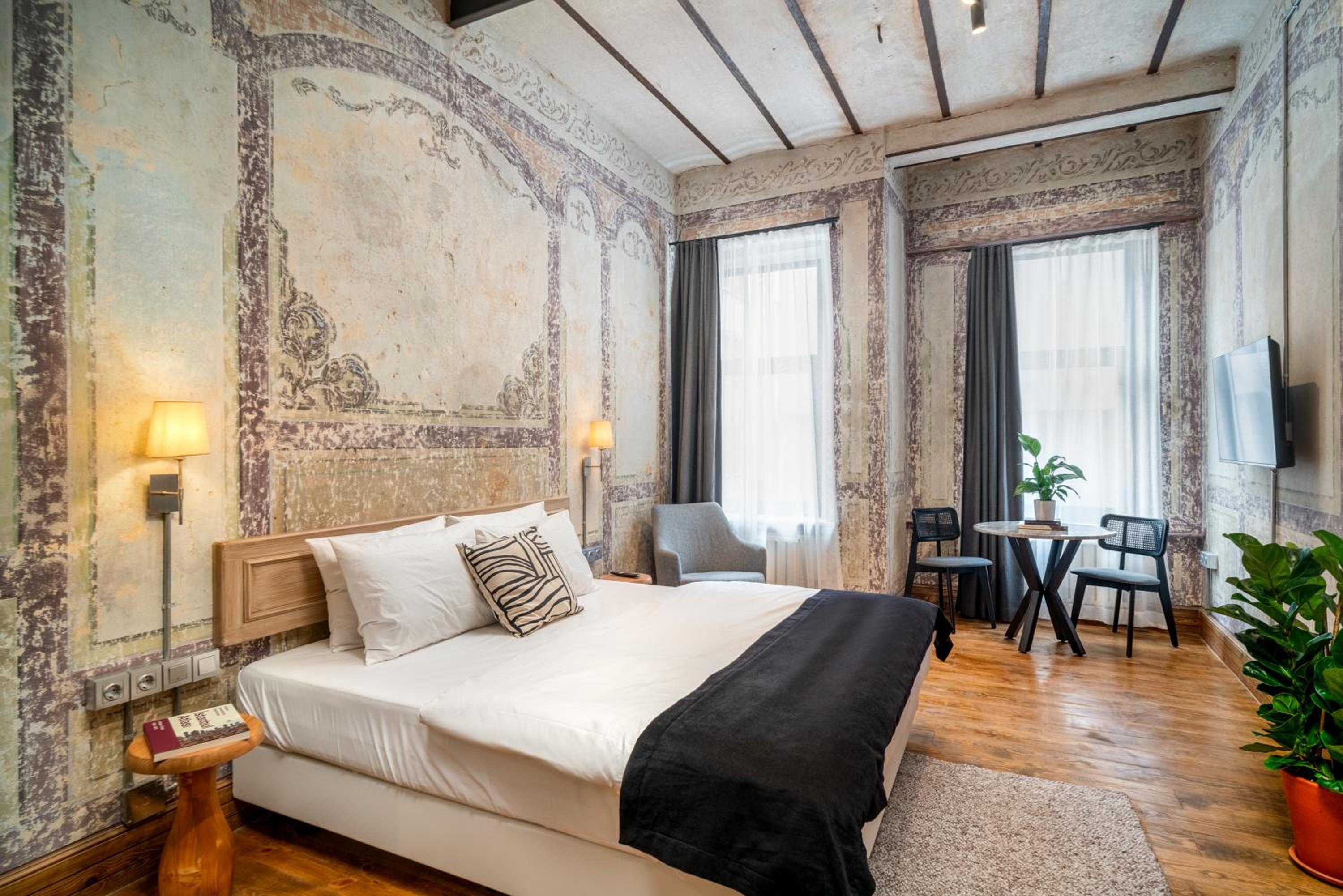 Urban Quarters No.3 - Image 9