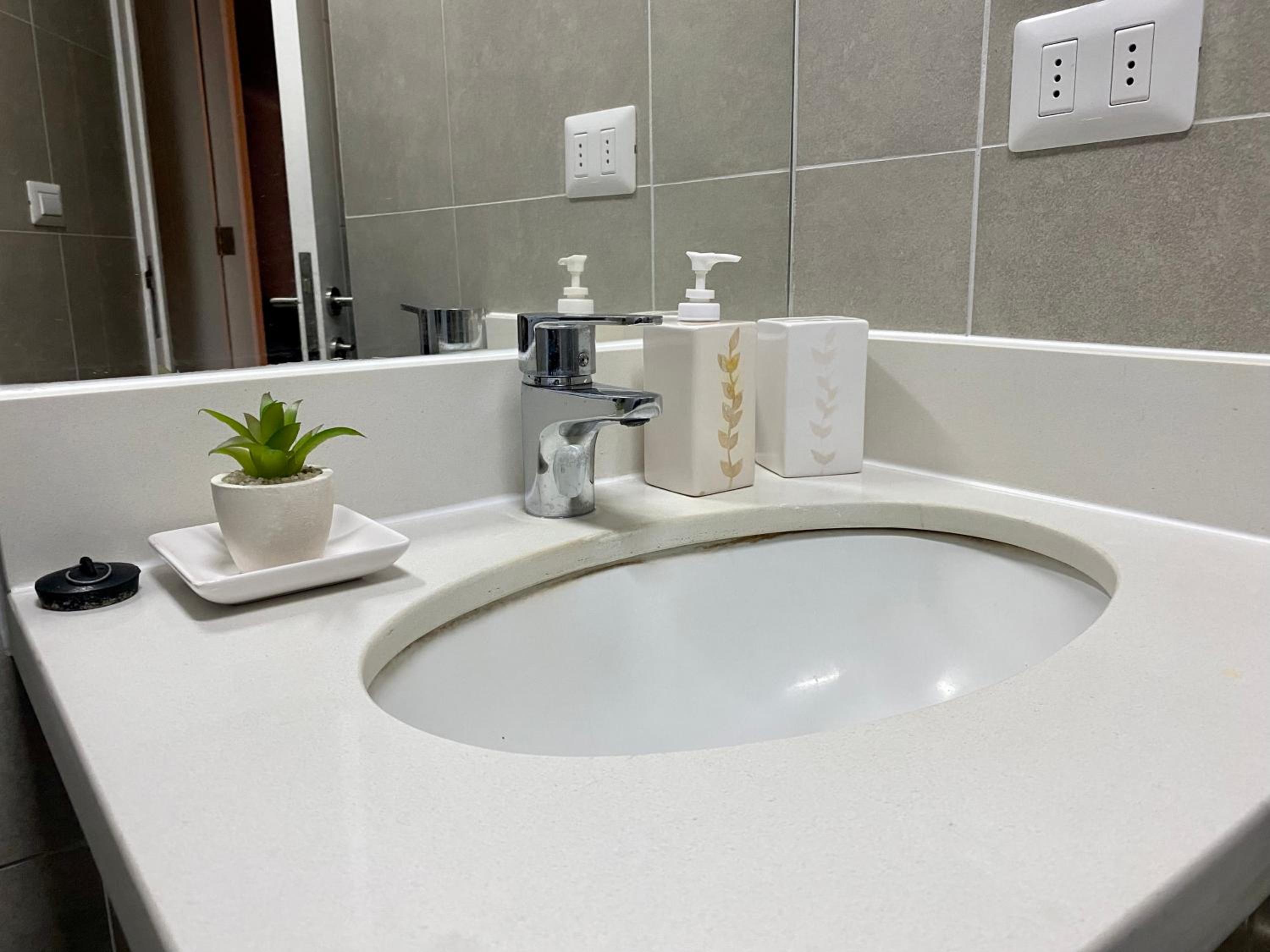 Hermoso y moderno departamento a pasos del lago