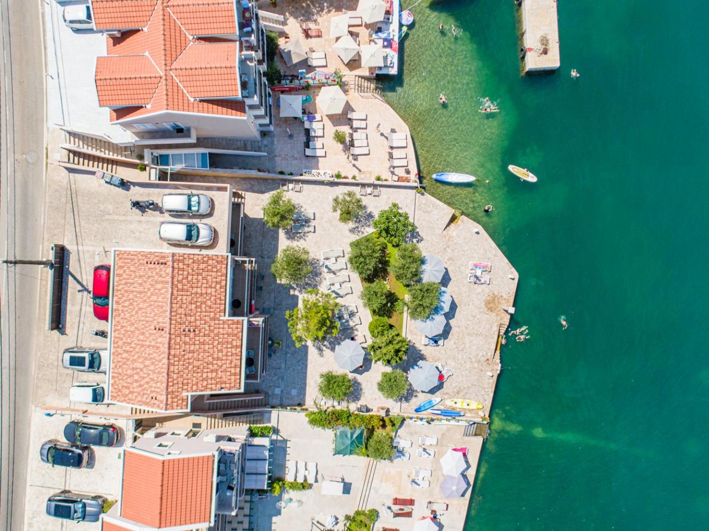 Apartments Edera view 5