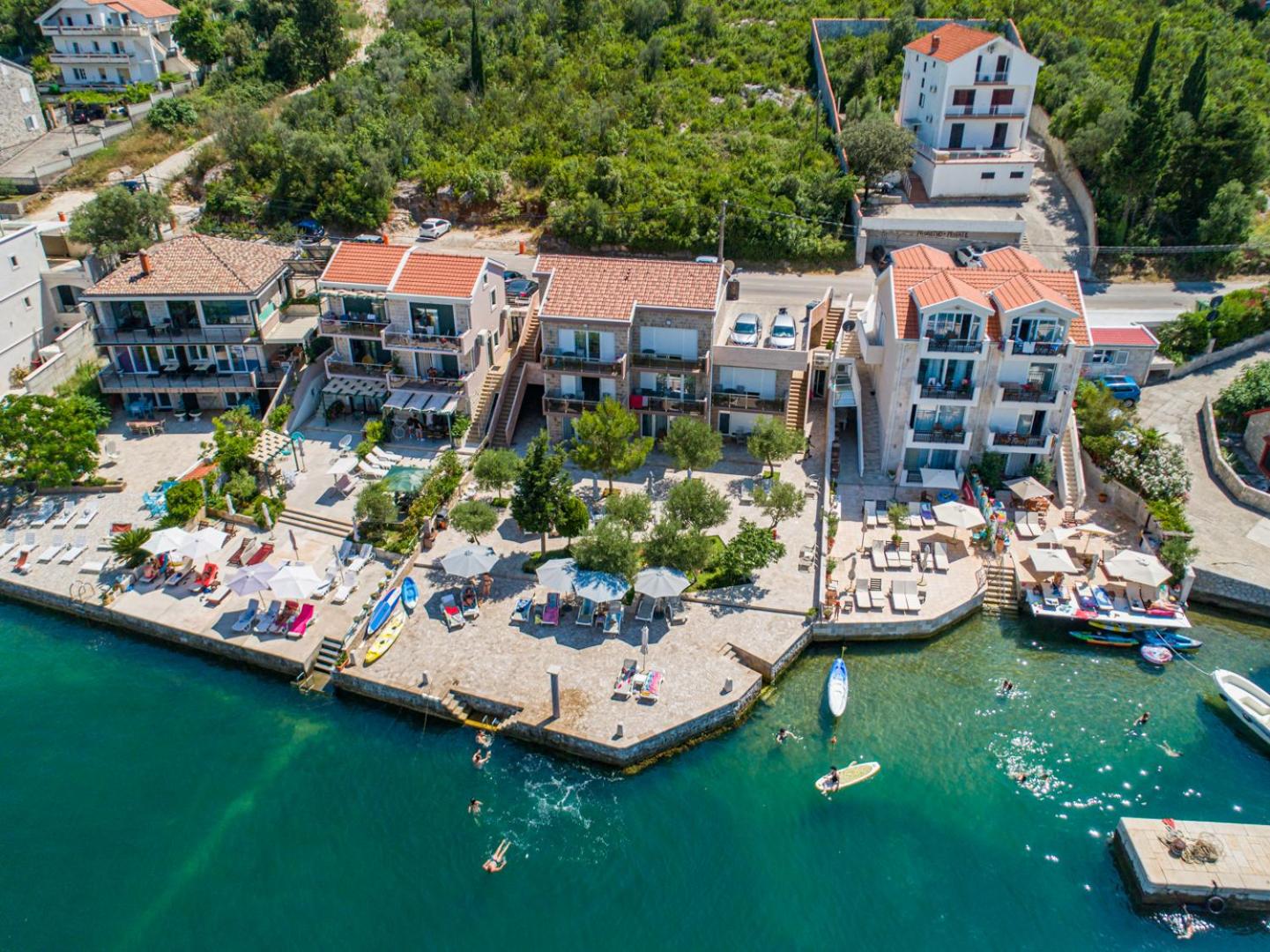 Apartments Edera view 2