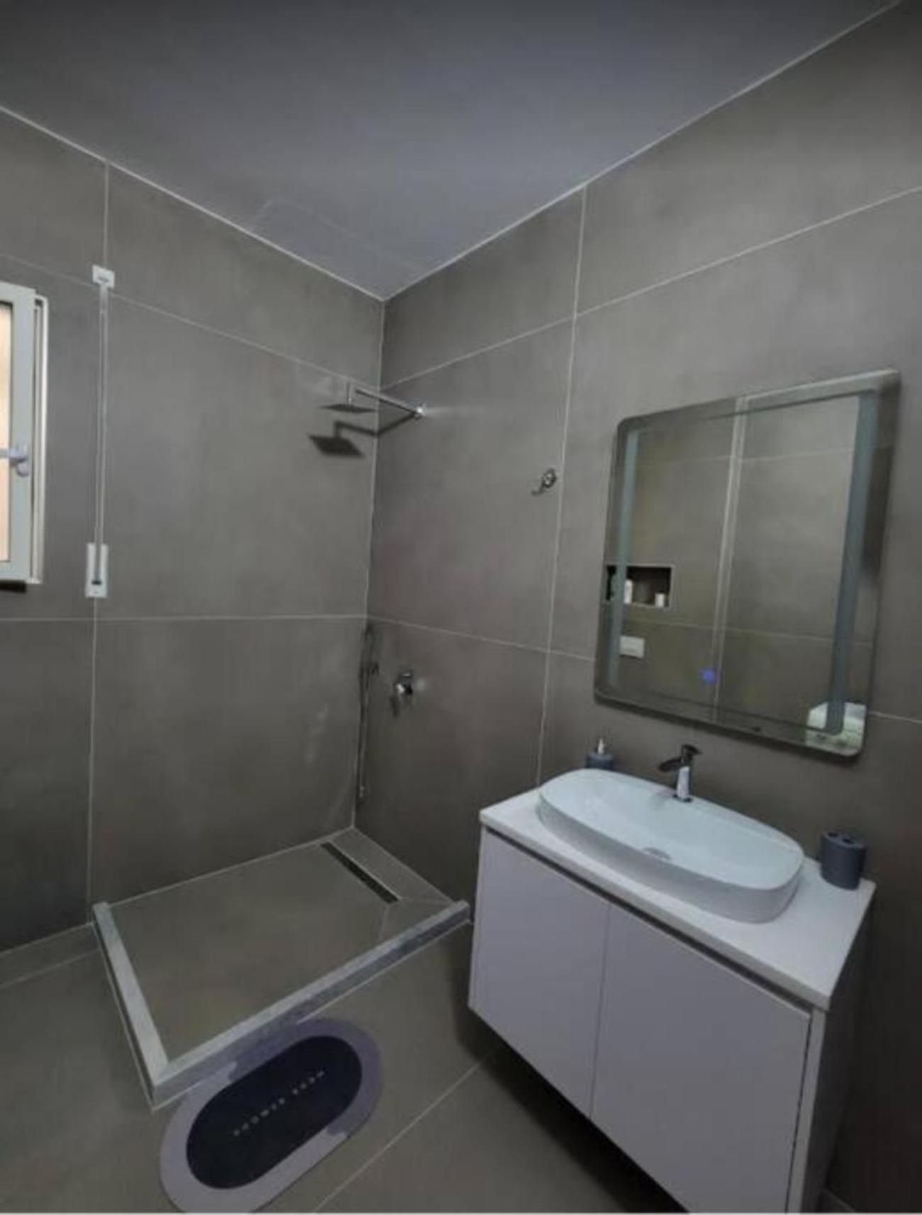 EDEN Beach Apartment Vlore