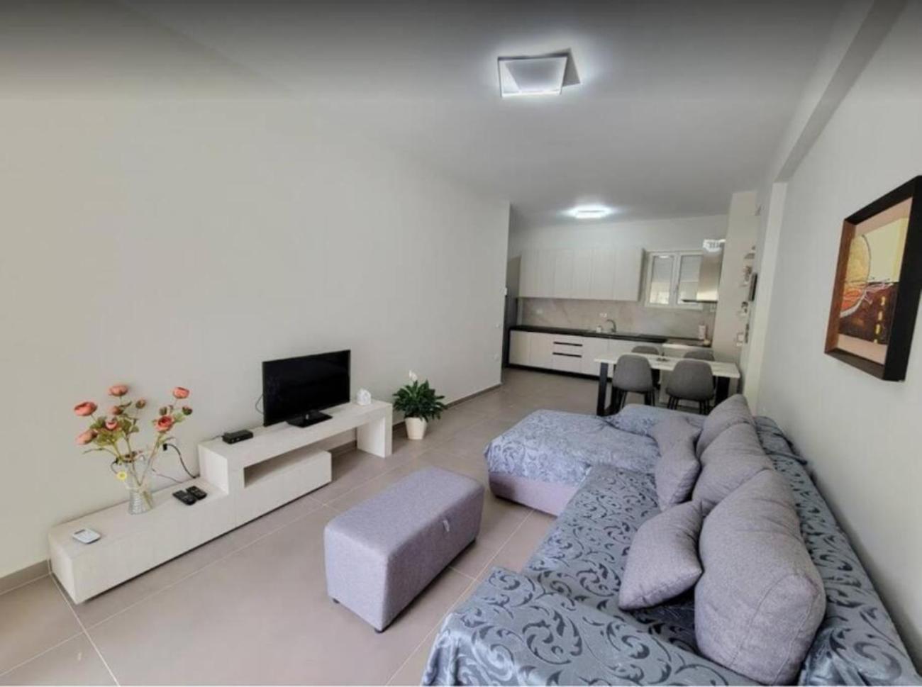 EDEN Beach Apartment Vlore