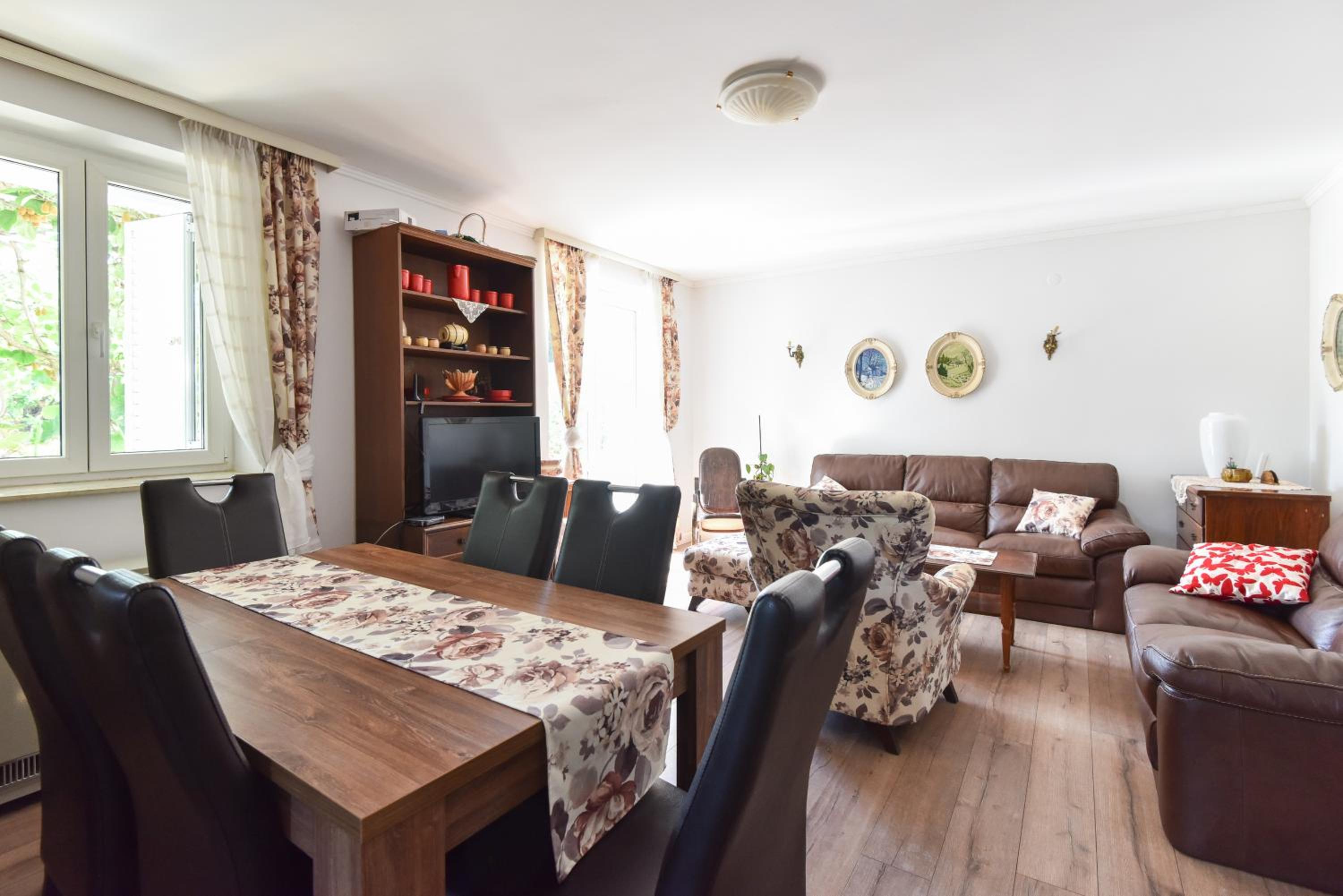 Vizmeg Holiday Home