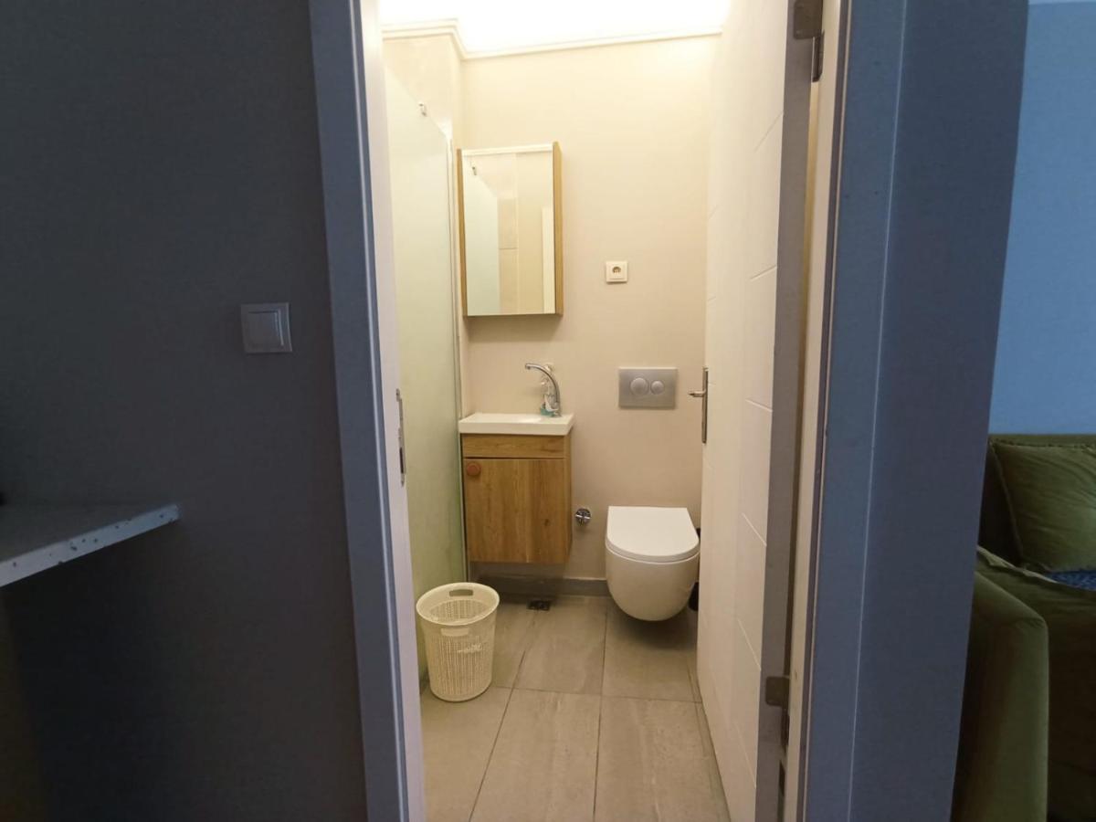 06ev Rental House
