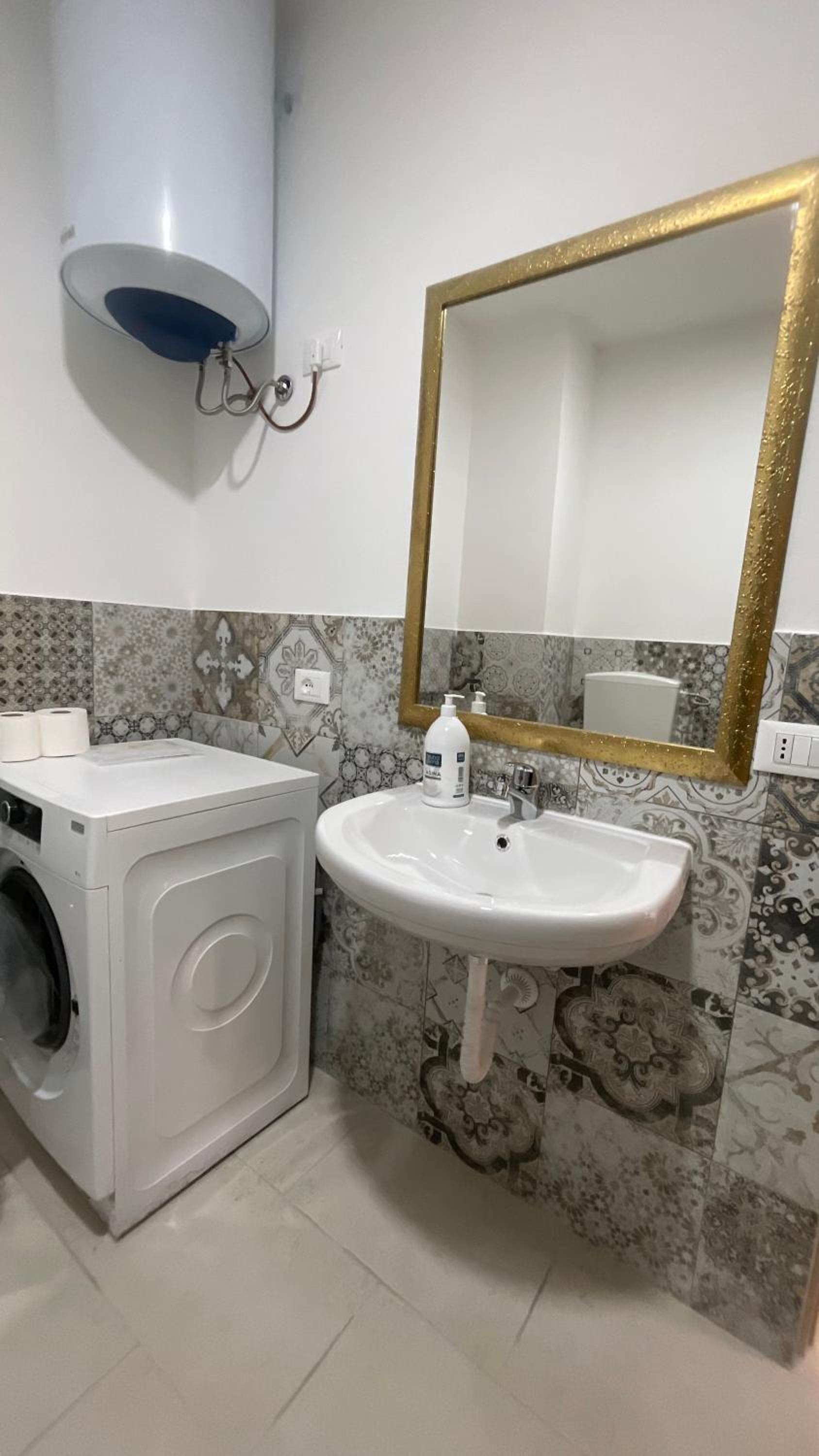 APPARTAMENTO MAESTRALE