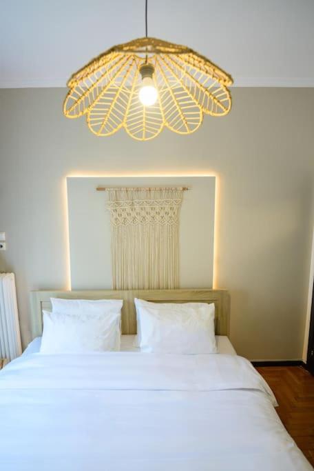Boho Luxury 2 BR Apartment, Acropolis Museum View