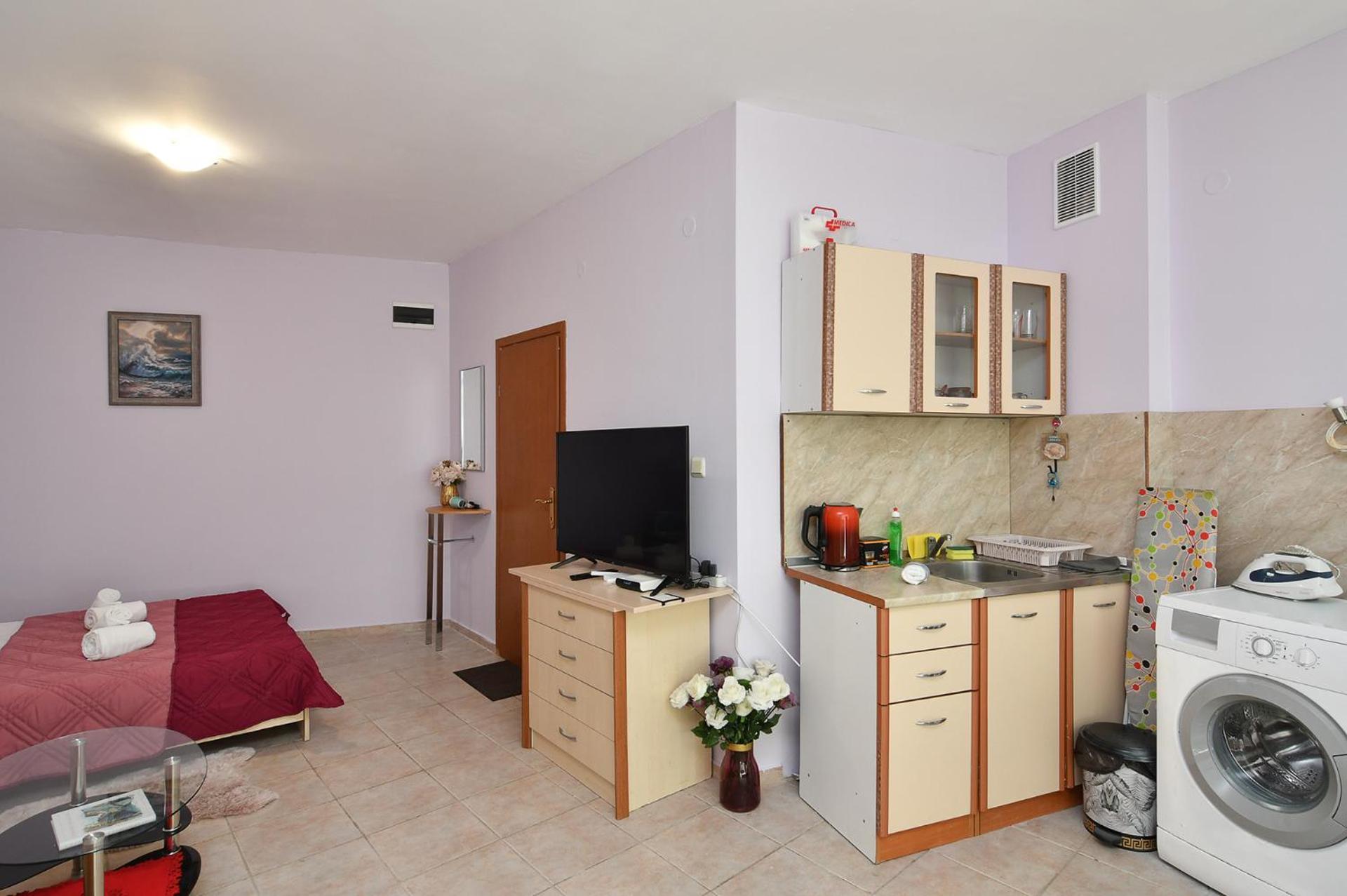 Super budget studio Trigor City