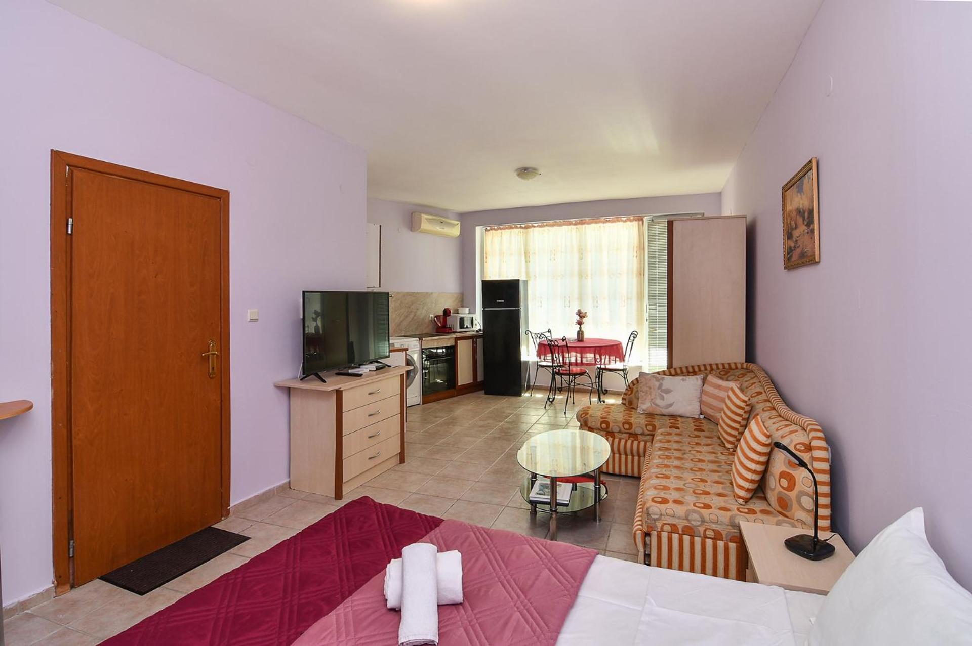 Super budget studio Trigor City