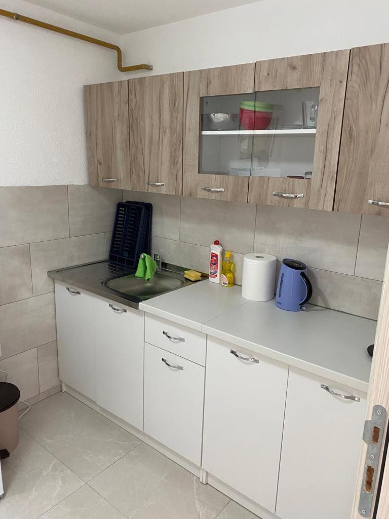 Cherry Apartments