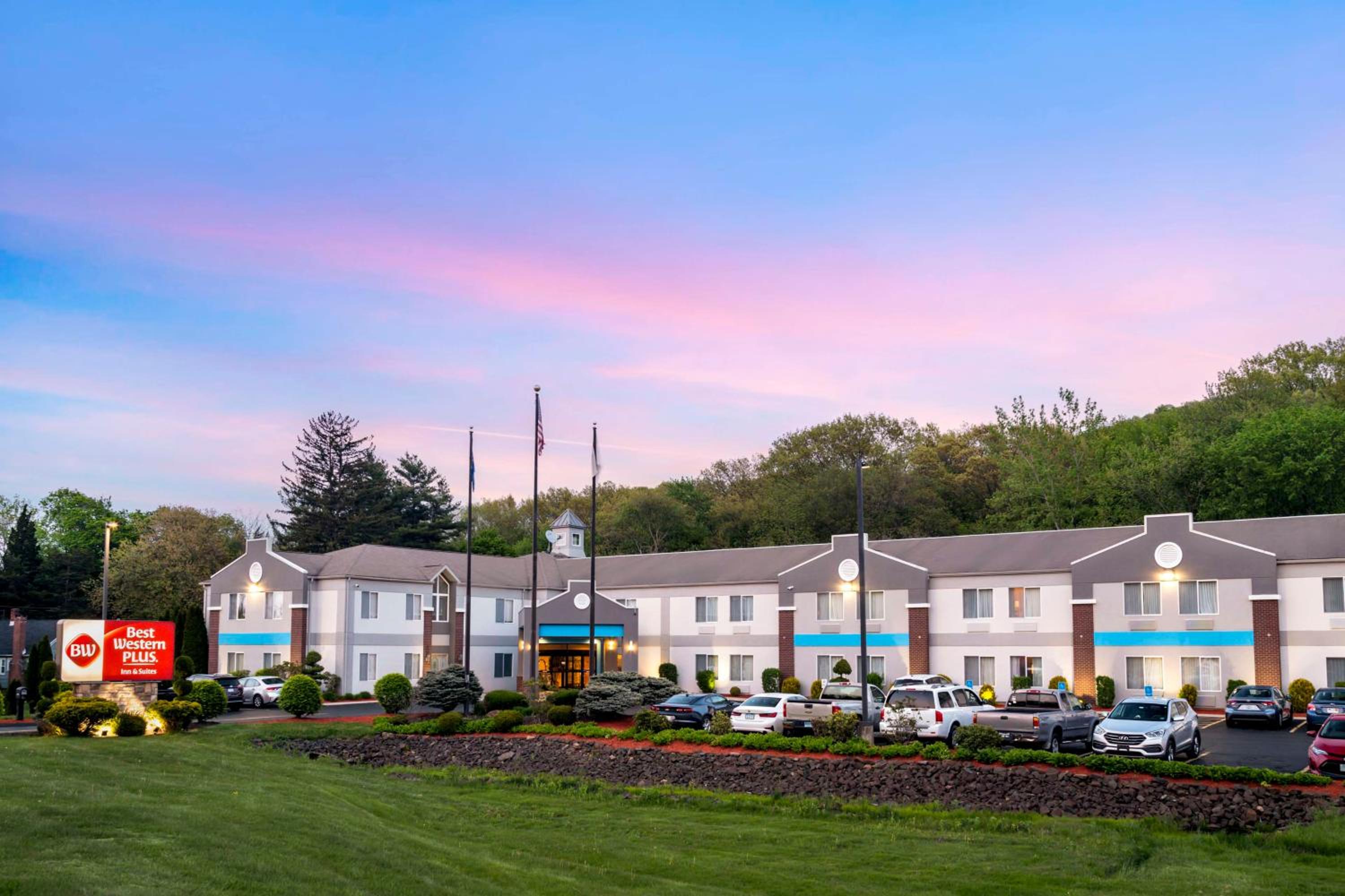 Hotel Best Western Plus New England Inn & Suites