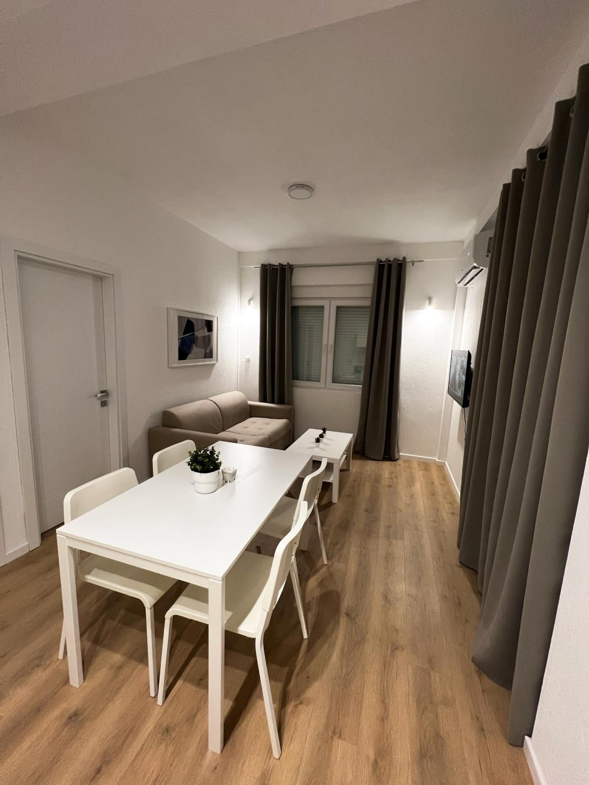Lumi Apartments