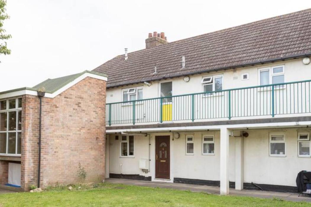 cosy 1 bedroom flat near Barking town centre view 5