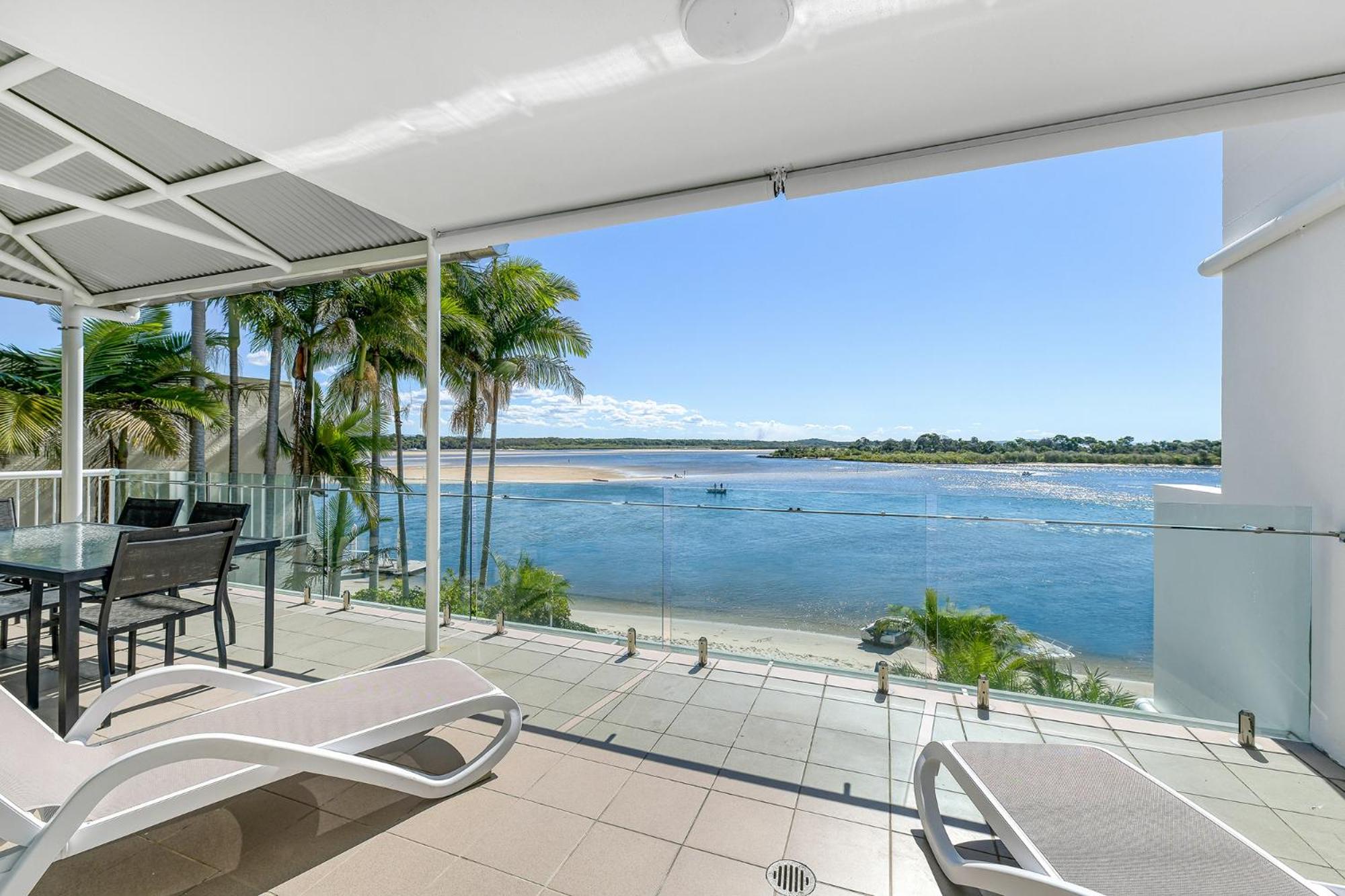 Noosa Quays Waterfront Accomodation
