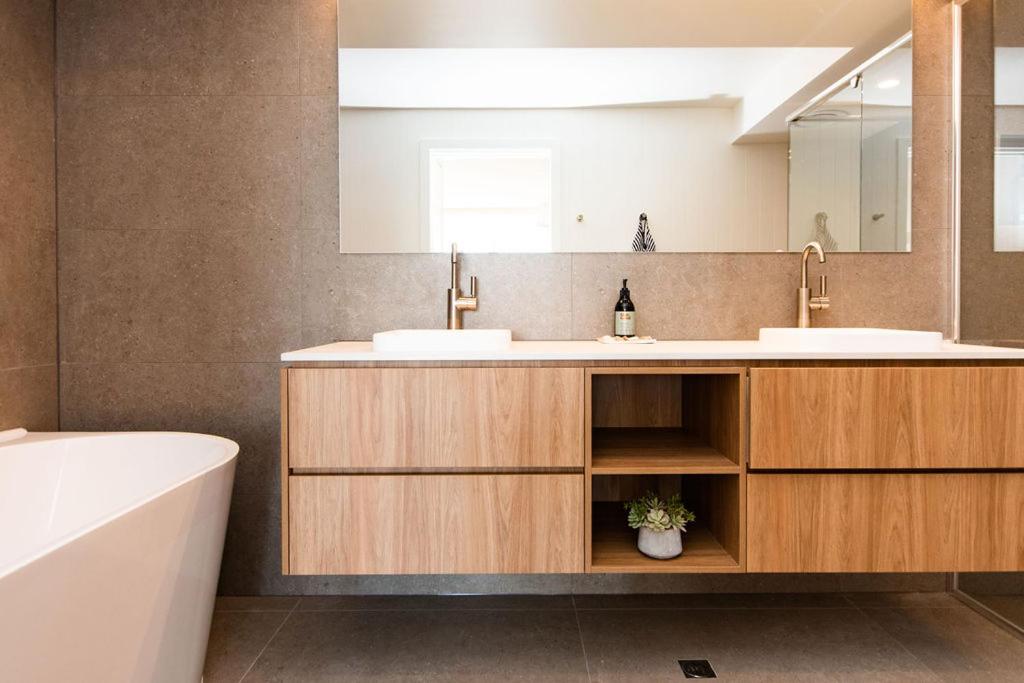 Noosa Quays Waterfront Accomodation