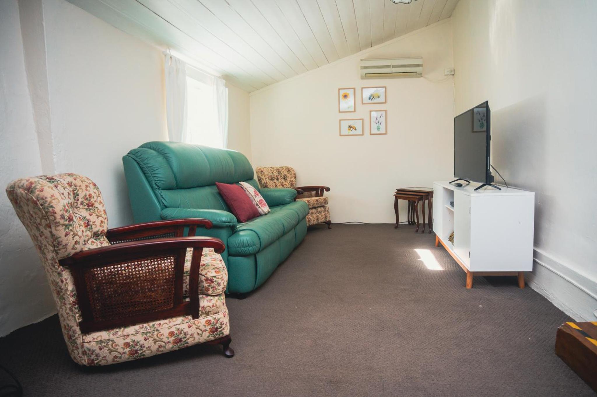 Kooringa Cottage