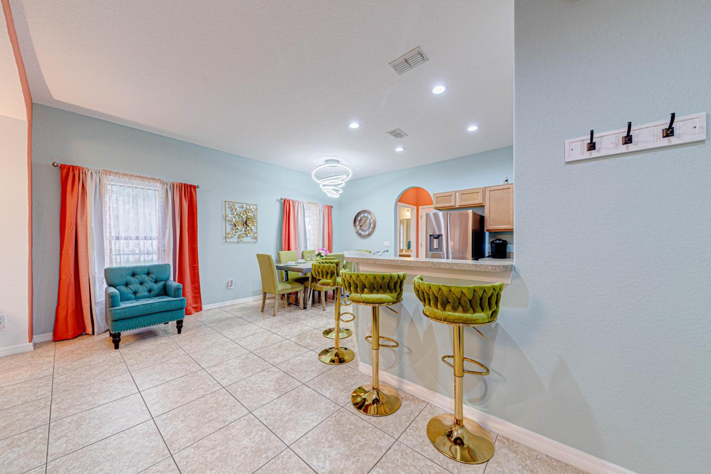 Affordable 4 Br Luxury Villa near Disney/Private Pool/Arcade/Game room