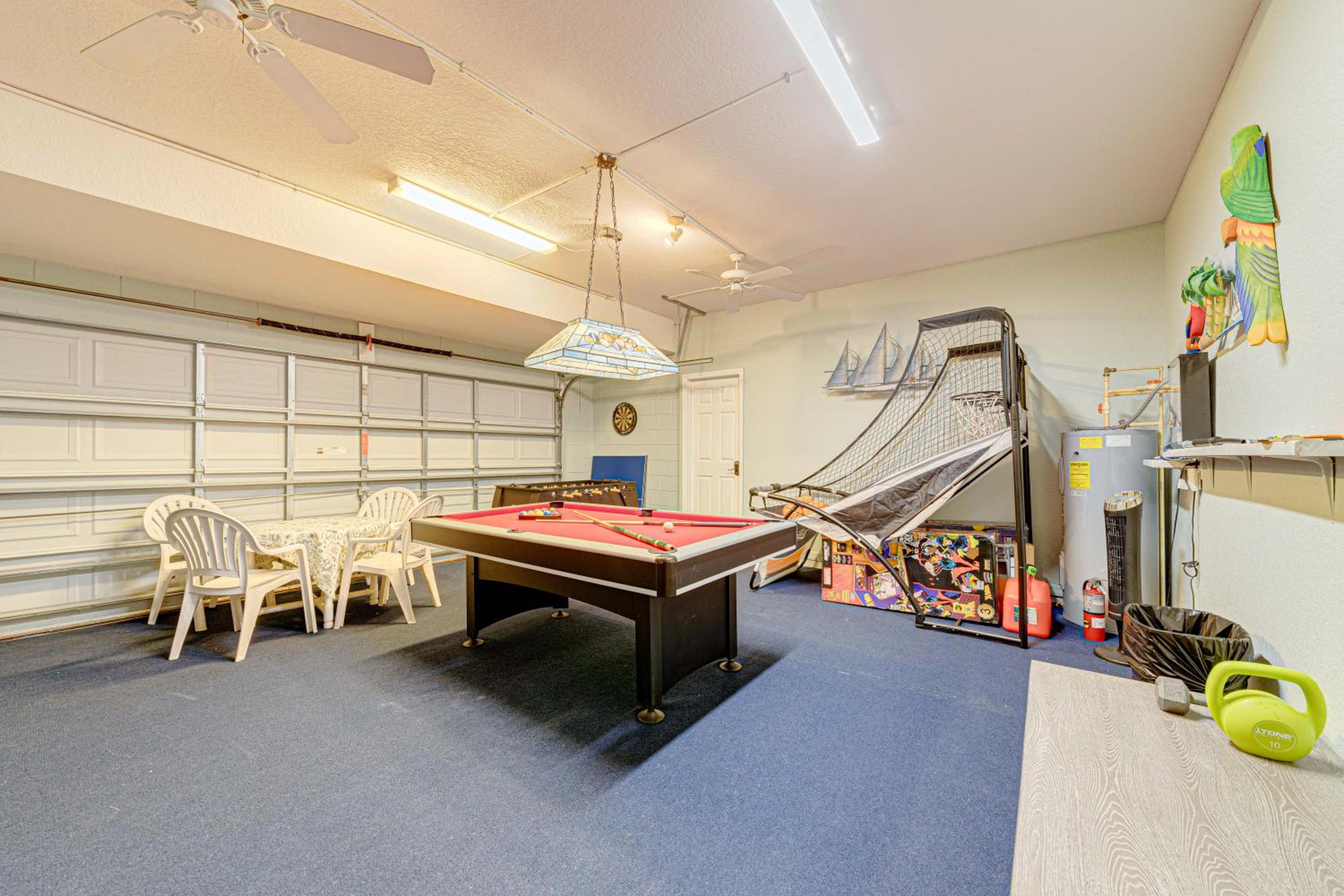Affordable 4 Br Luxury Villa near Disney/Private Pool/Arcade/Game room
