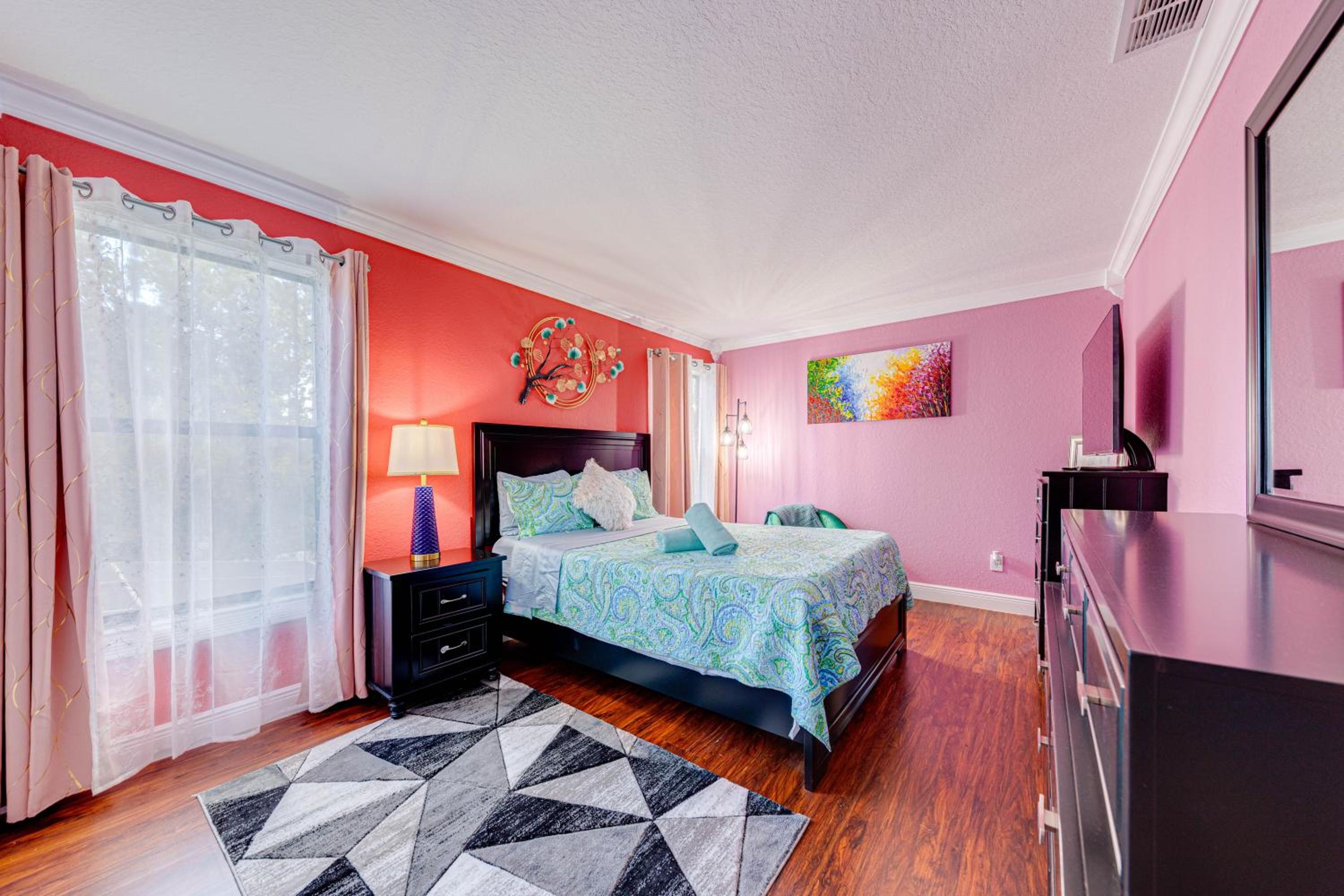 Affordable 4 Br Luxury Villa near Disney/Private Pool/Arcade/Game room