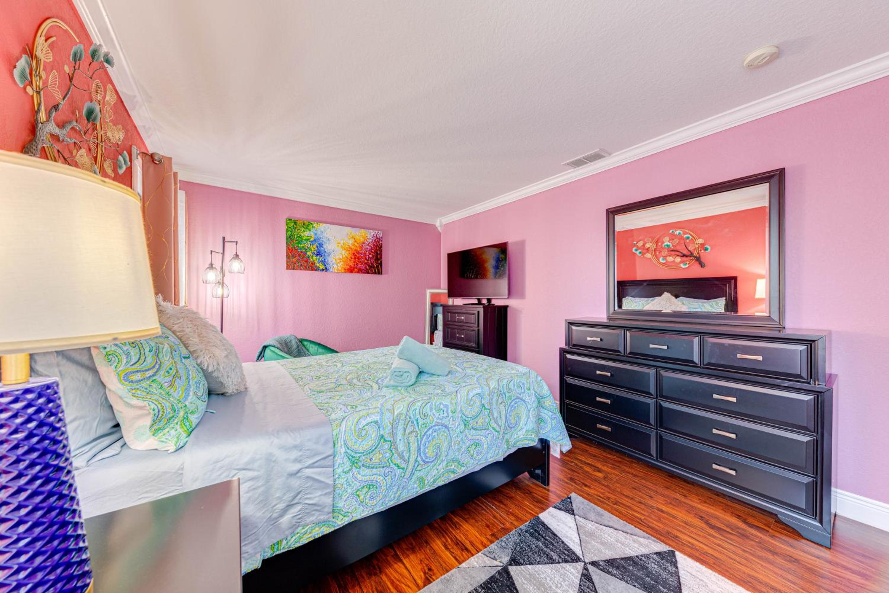 Affordable 4 Br Luxury Villa near Disney/Private Pool/Arcade/Game room