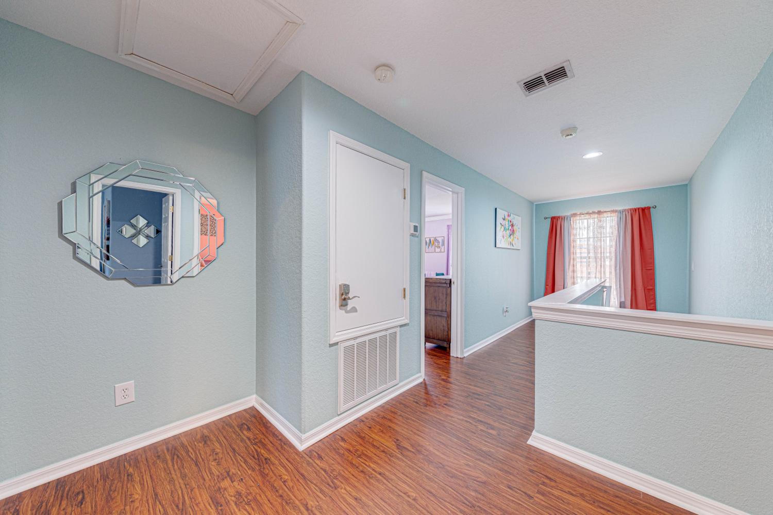 Affordable 4 Br Luxury Villa near Disney/Private Pool/Arcade/Game room