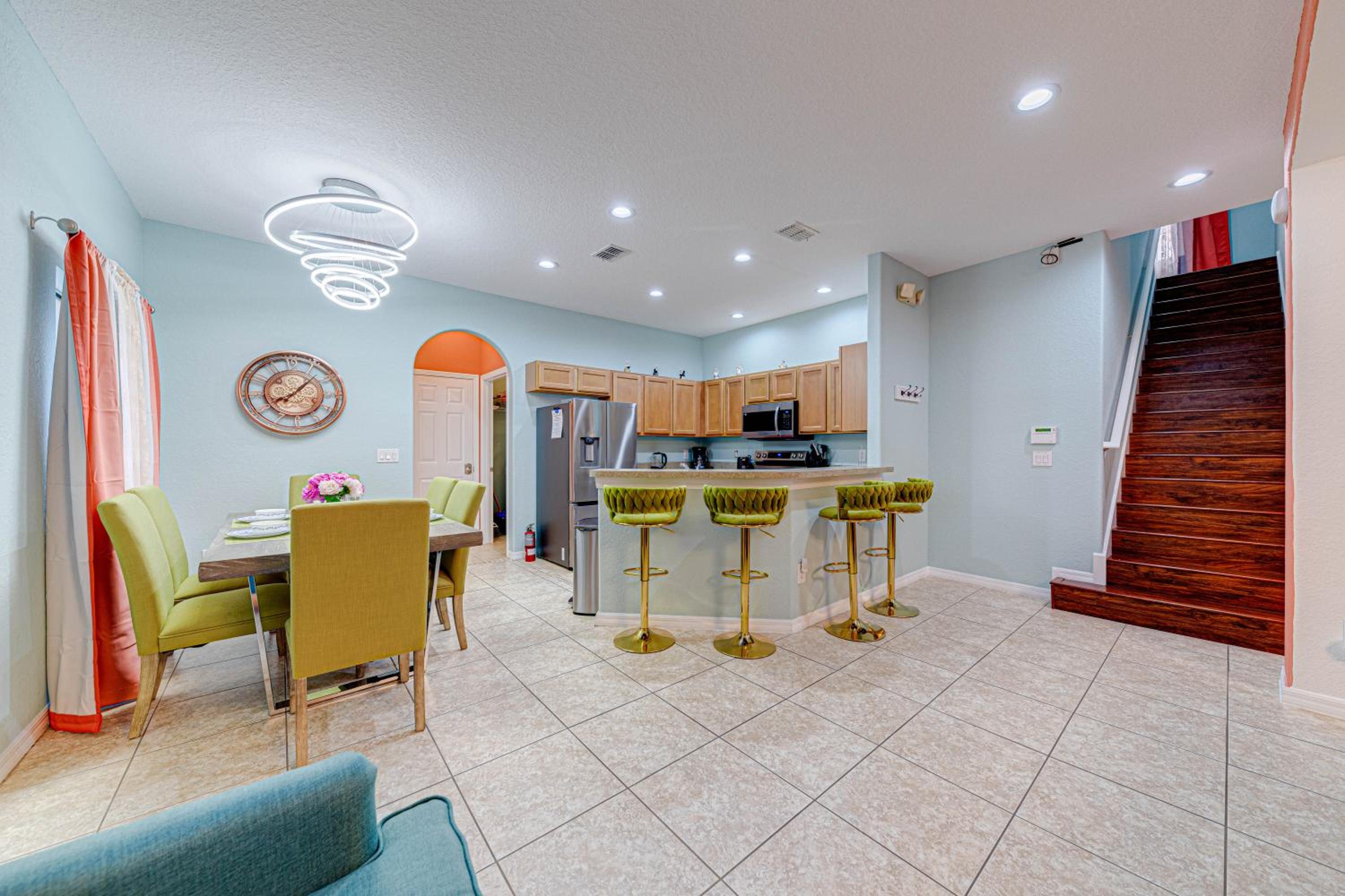 Affordable 4 Br Luxury Villa near Disney/Private Pool/Arcade/Game room
