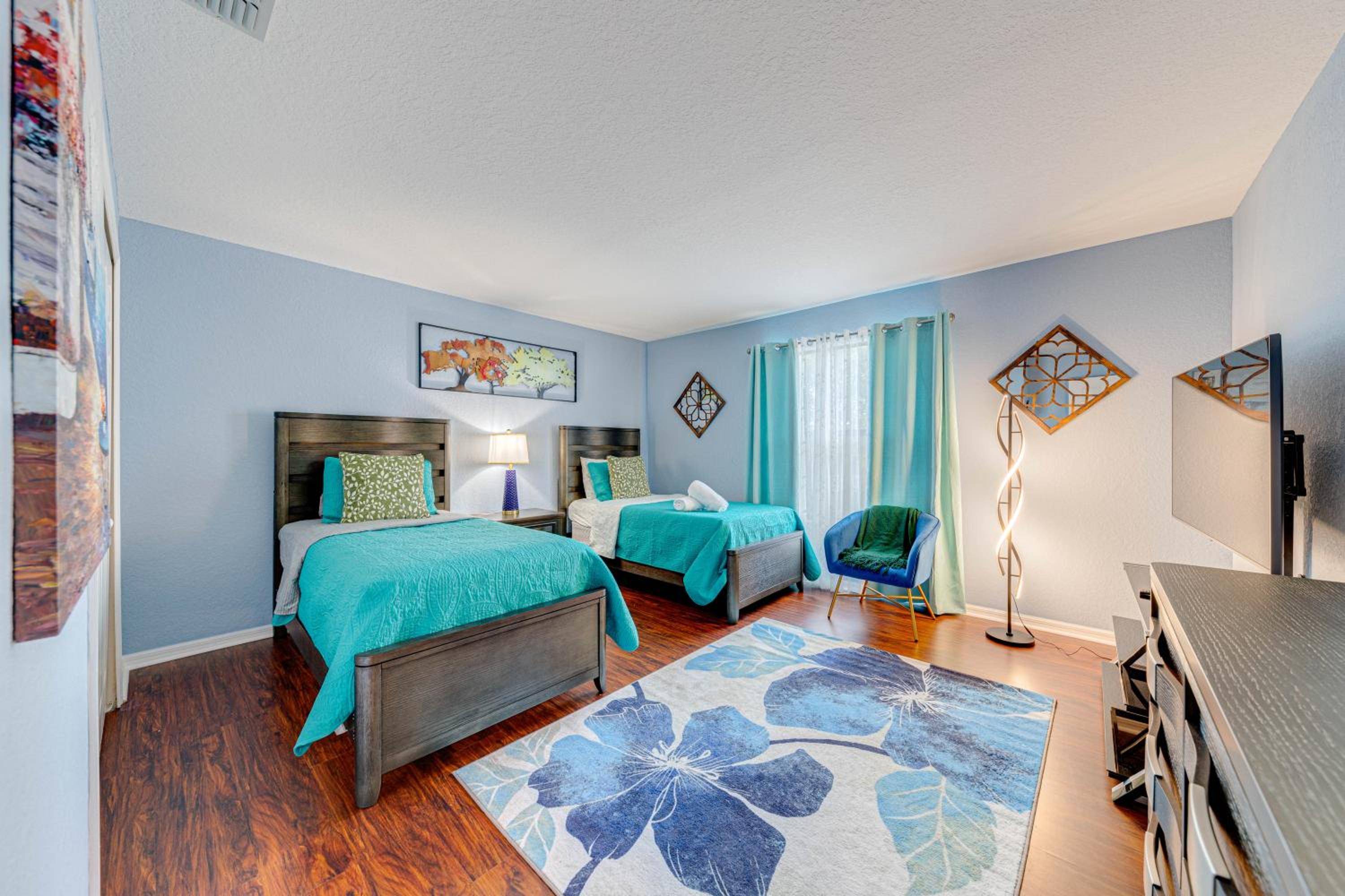 Affordable 4 Br Luxury Villa near Disney/Private Pool/Arcade/Game room