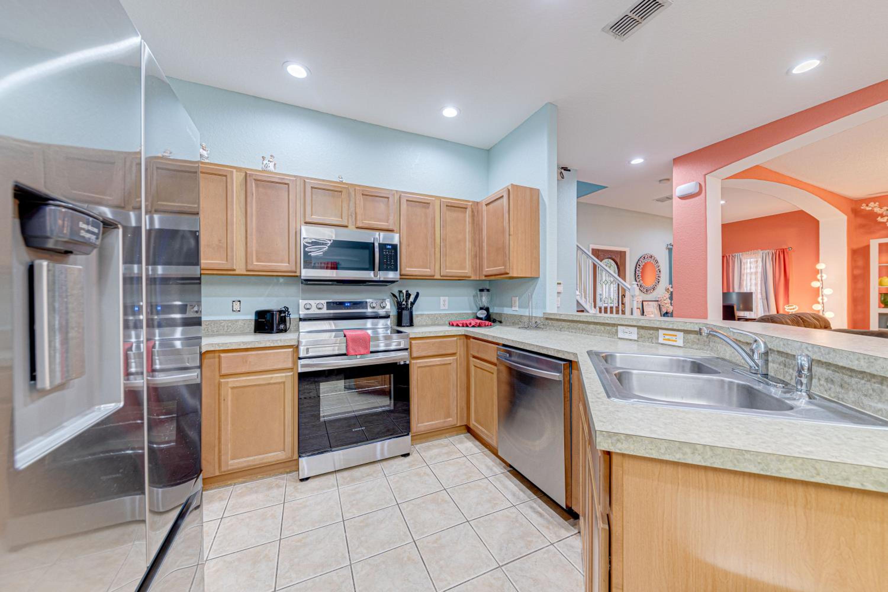 Affordable 4 Br Luxury Villa near Disney/Private Pool/Arcade/Game room