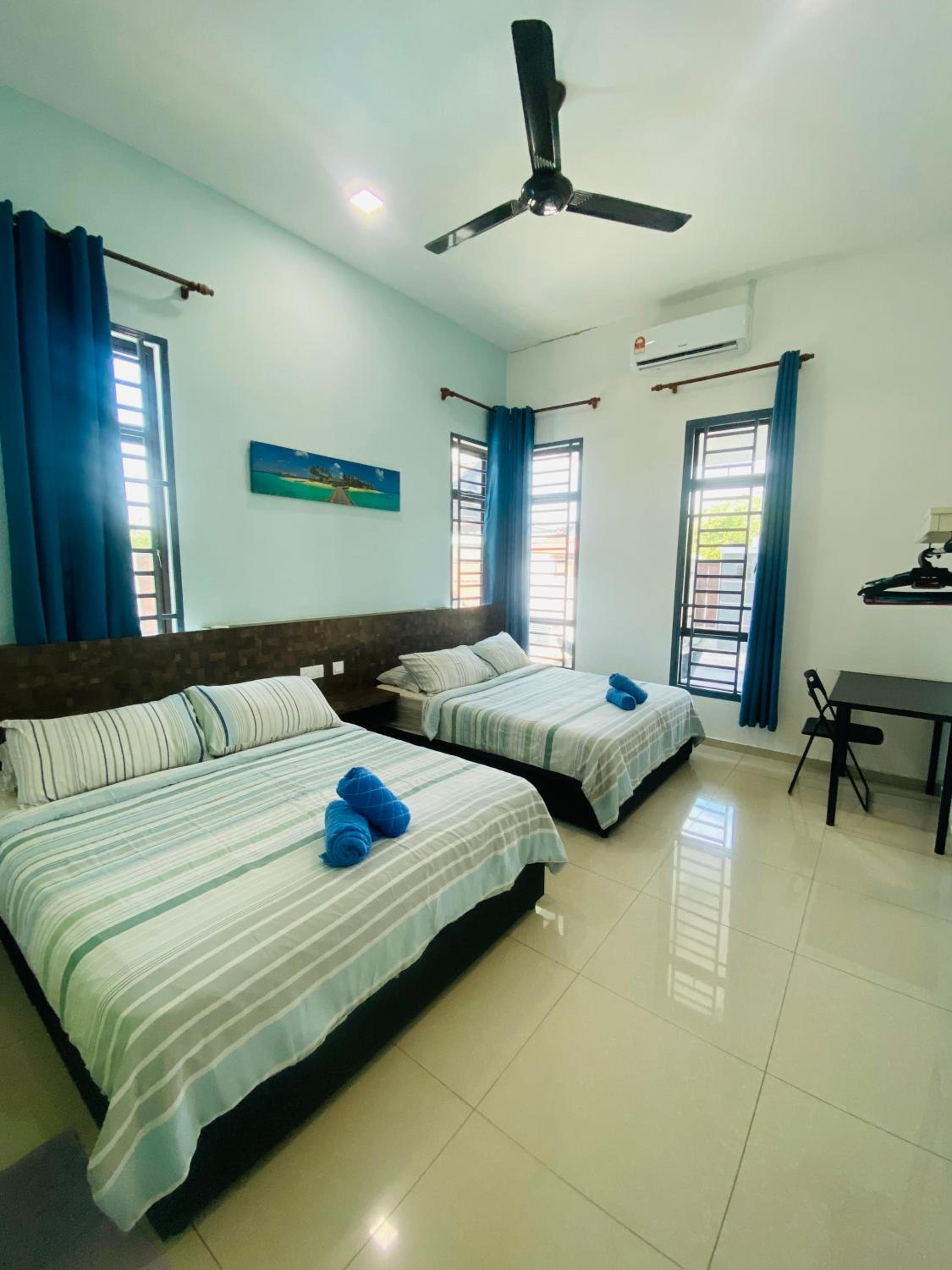 NS Vacation Home Muar with Kids Friendly Pool